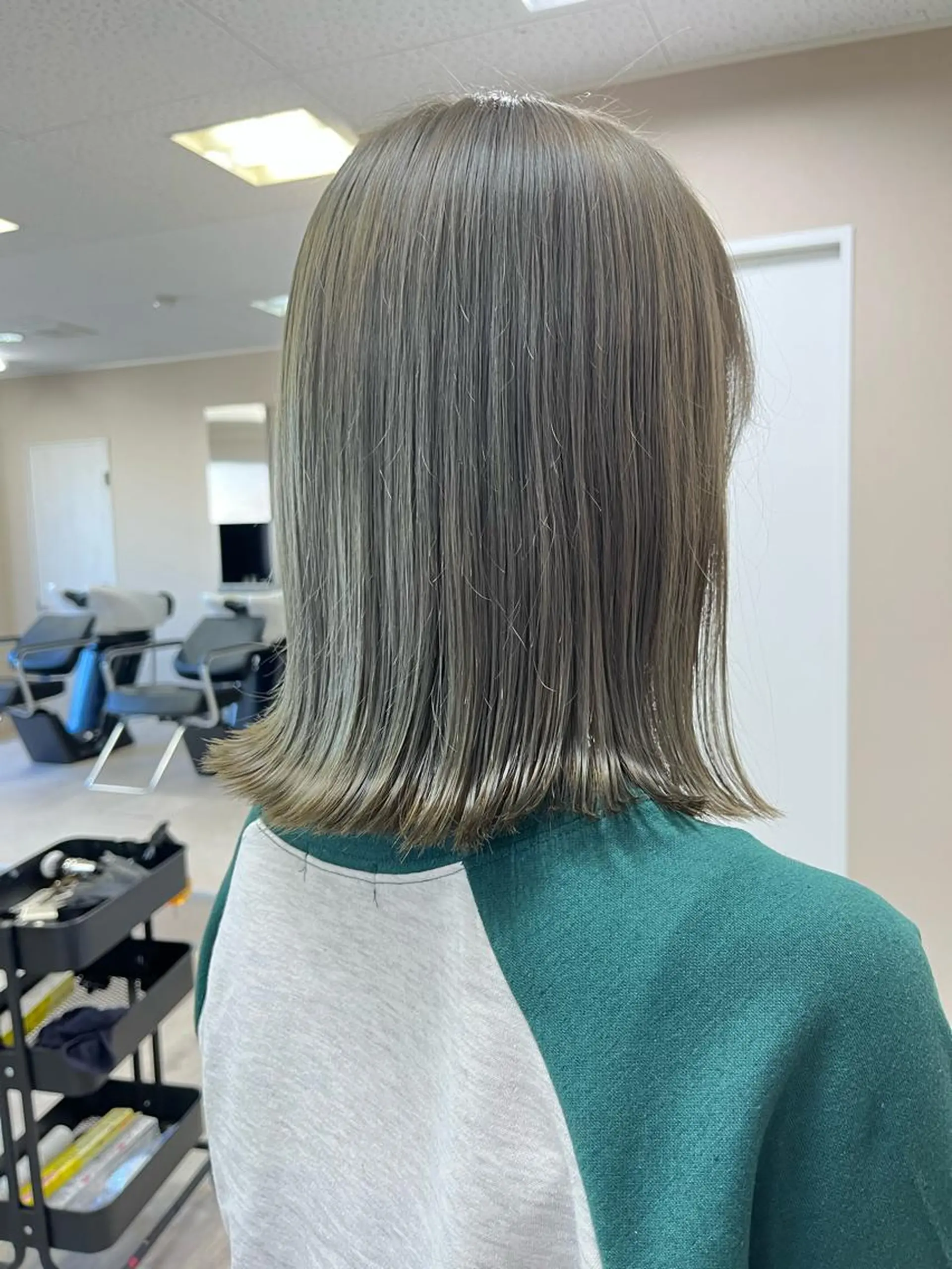 カラー ベージュカラー ブリーチ オリーブベージュ Emma ecole所属・Emma ecole /栄/RIOのヘアスタイル