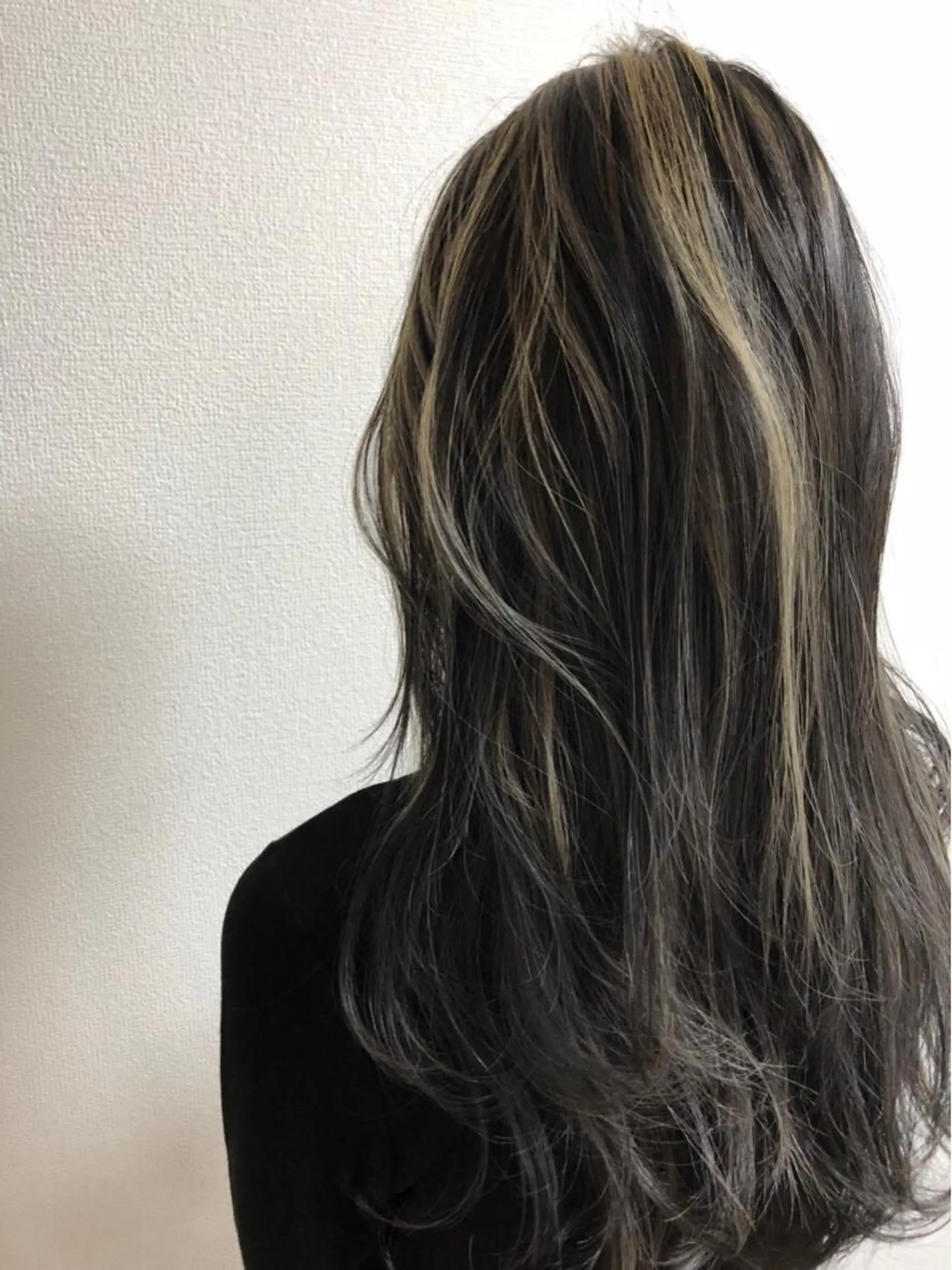 ロング カラー 髪質改善 十河　勇作のヘアスタイル