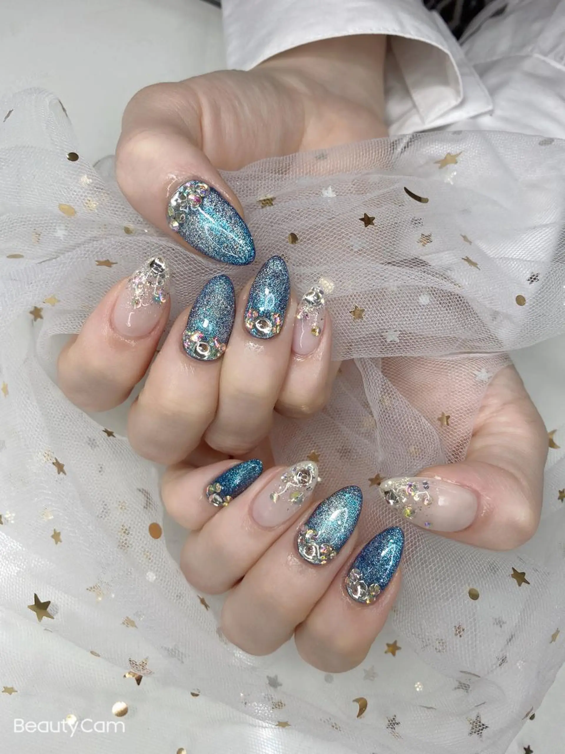 ネイル I-nailロング /ワンホン/キラキラのネイルデザイン