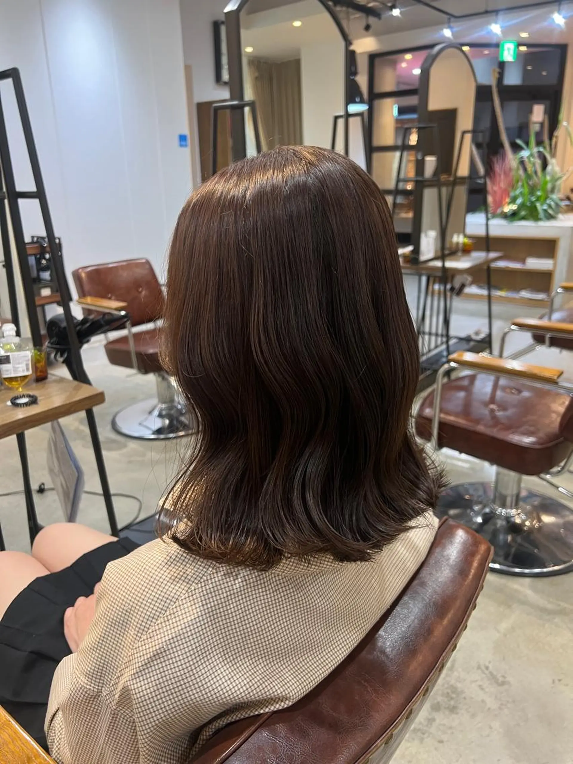 ミディアム アッシュ アッシュブラウン くびれヘア beleefric 🩵黒木芽衣のヘアスタイル