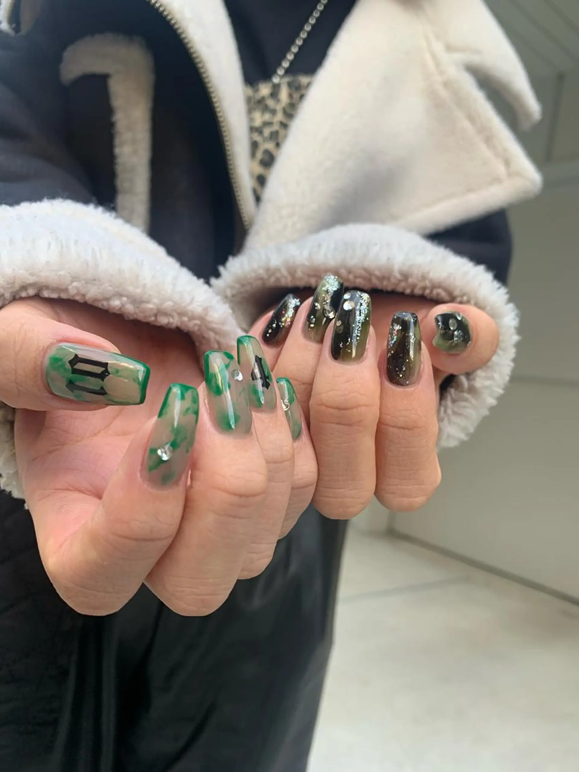 ネイル kana/モード ・グランジ໒꒱のネイルデザイン