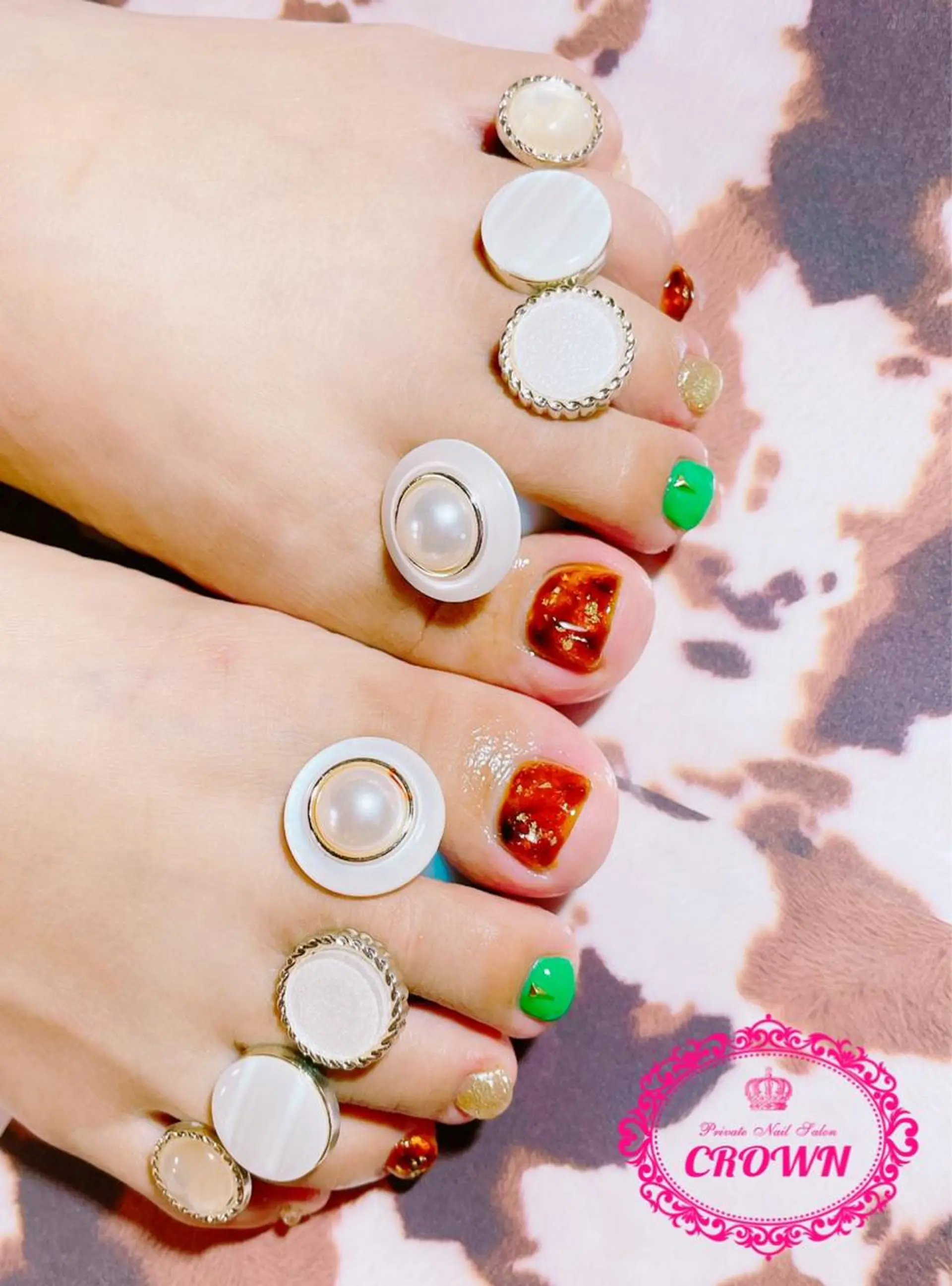 ネイル CROWN プライベートサロンのネイルデザイン