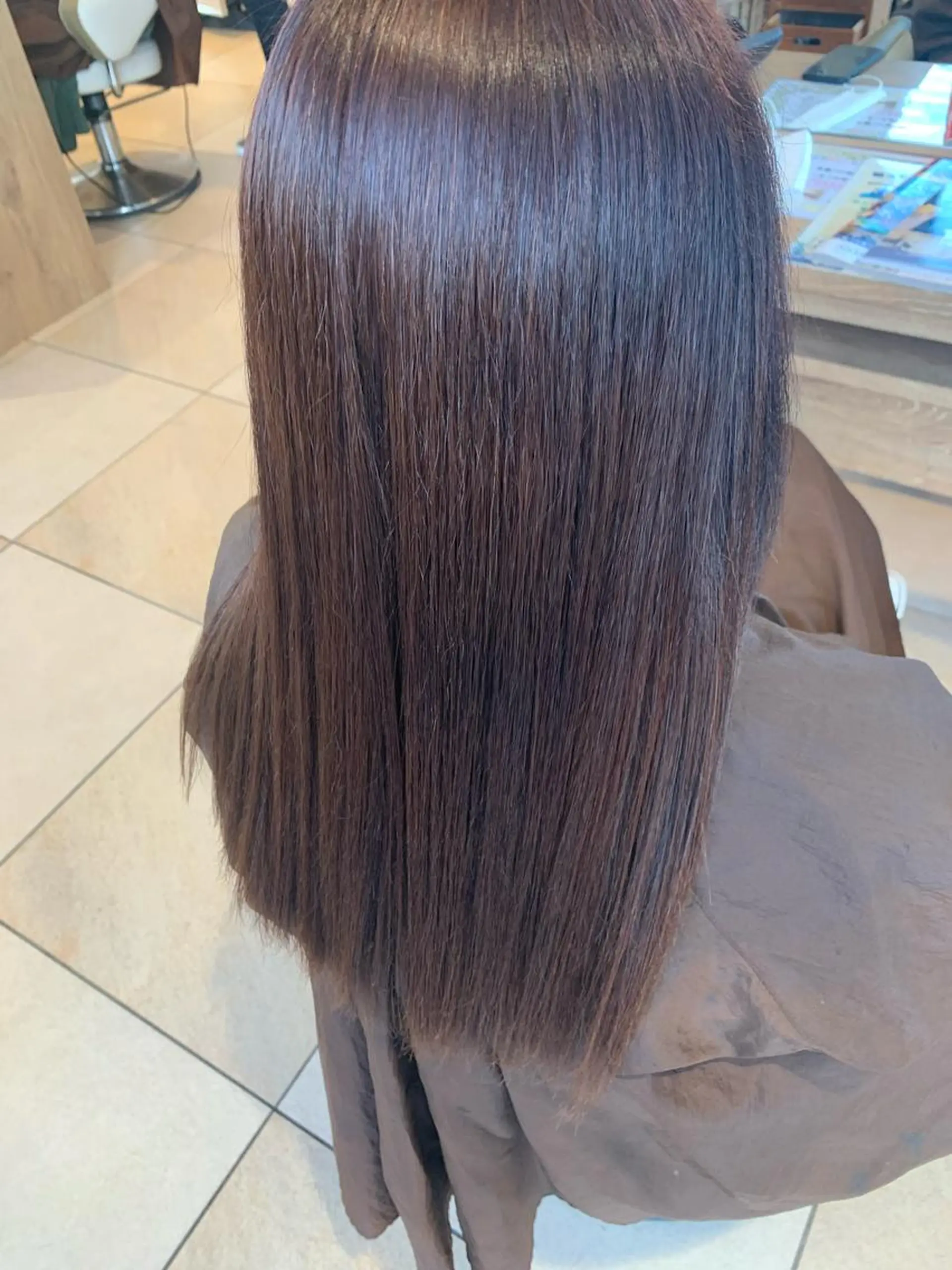 ロング EARTH 福岡天神赤坂店のヘアスタイル