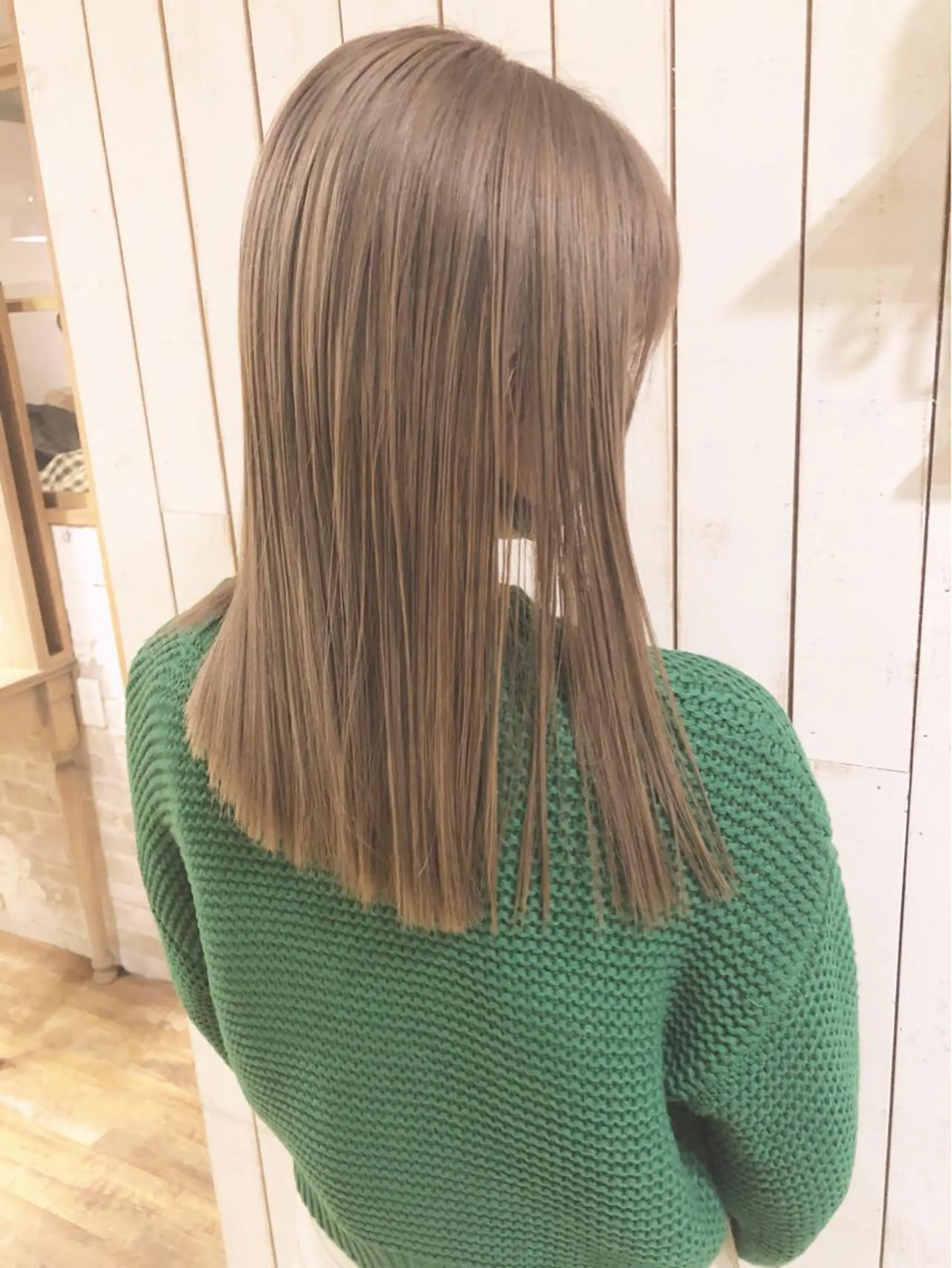 セミロング Noe心斎橋所属・Noe心斎橋 堀田 朋宏のヘアスタイル