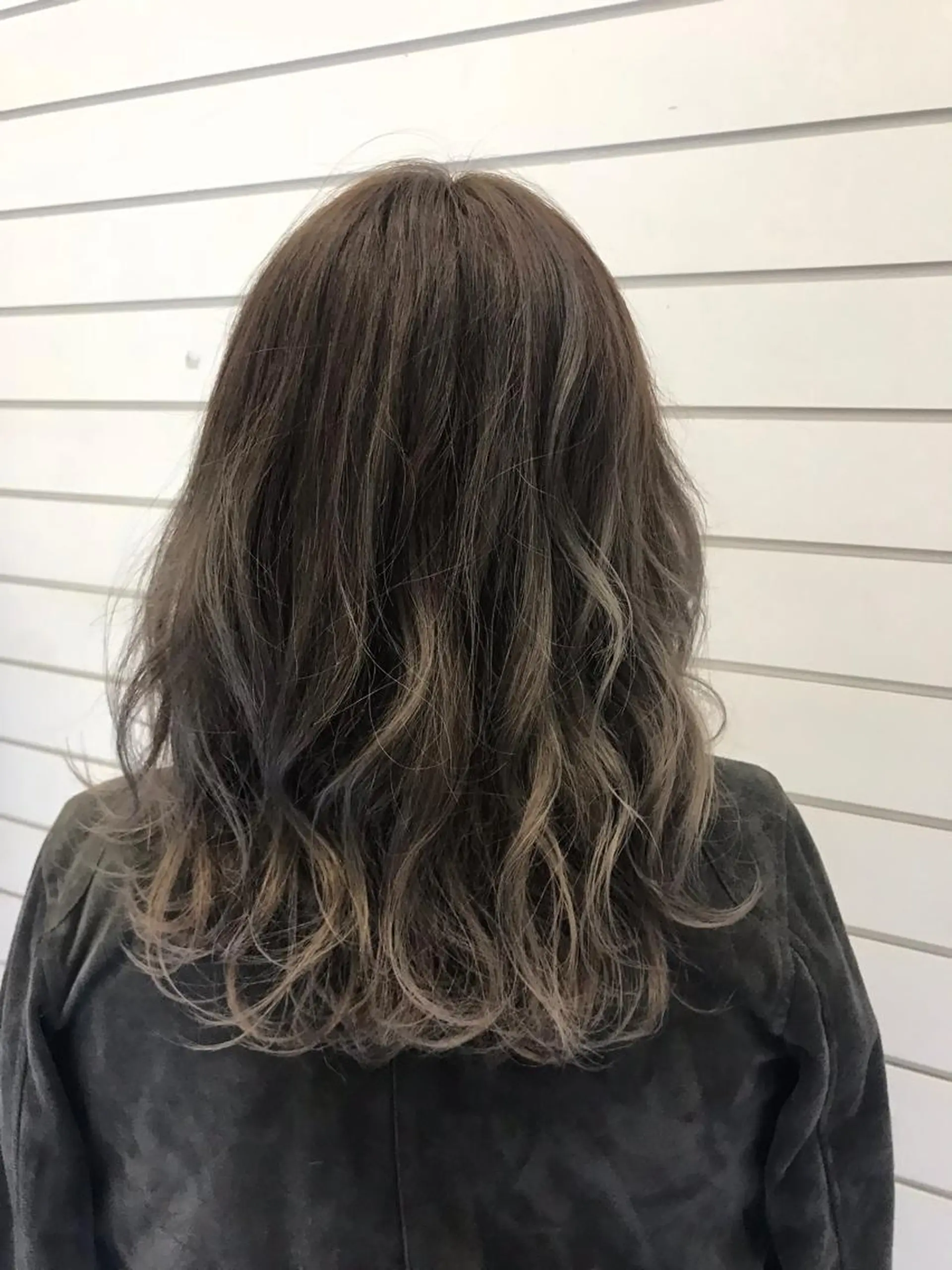 セミロング カラー 池袋/透明感カラー 🎀Yuri🎀のヘアスタイル