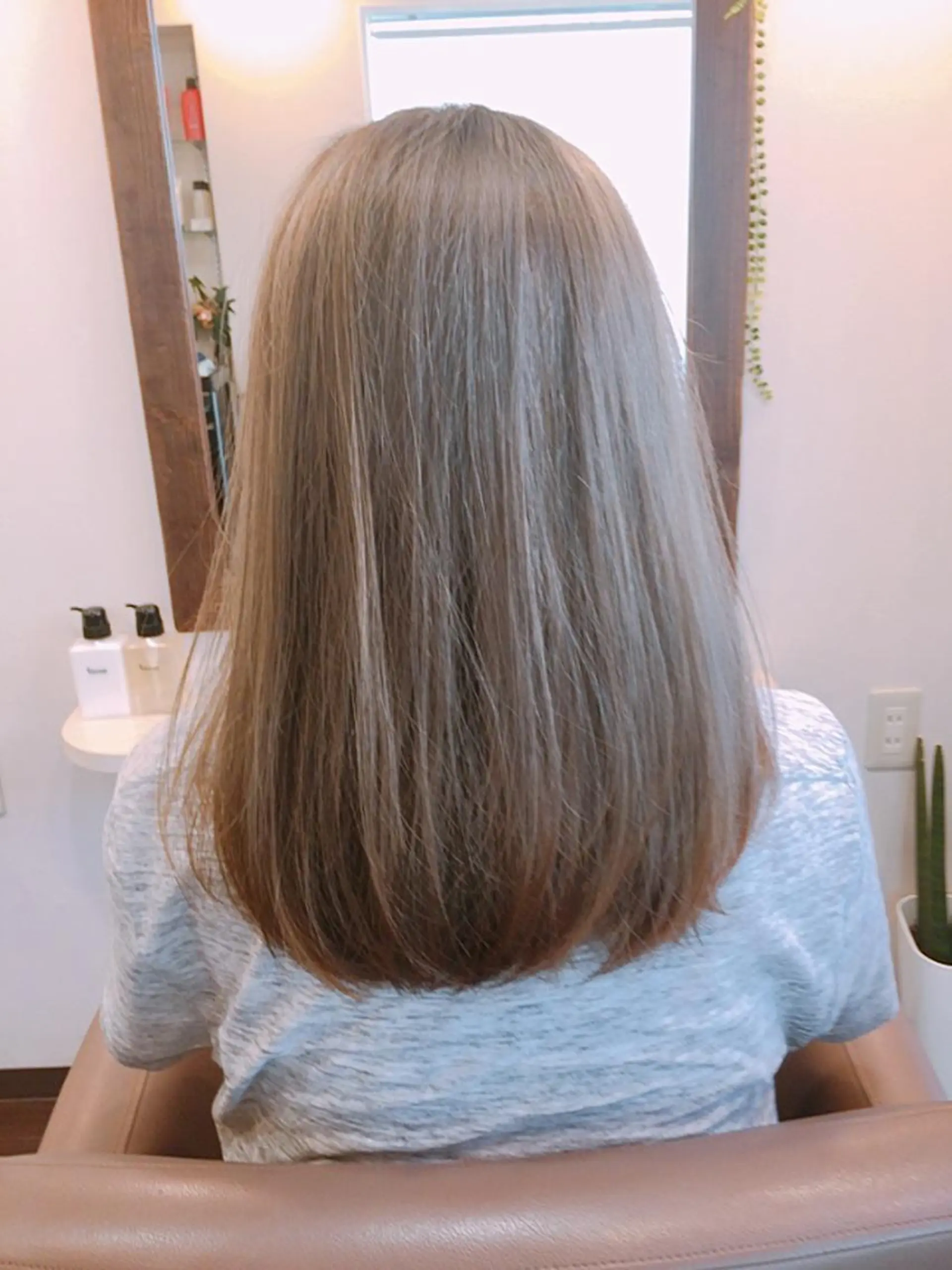 セミロング ヘアカラー トリートメント ヘアセット 中村 優太のヘアスタイル