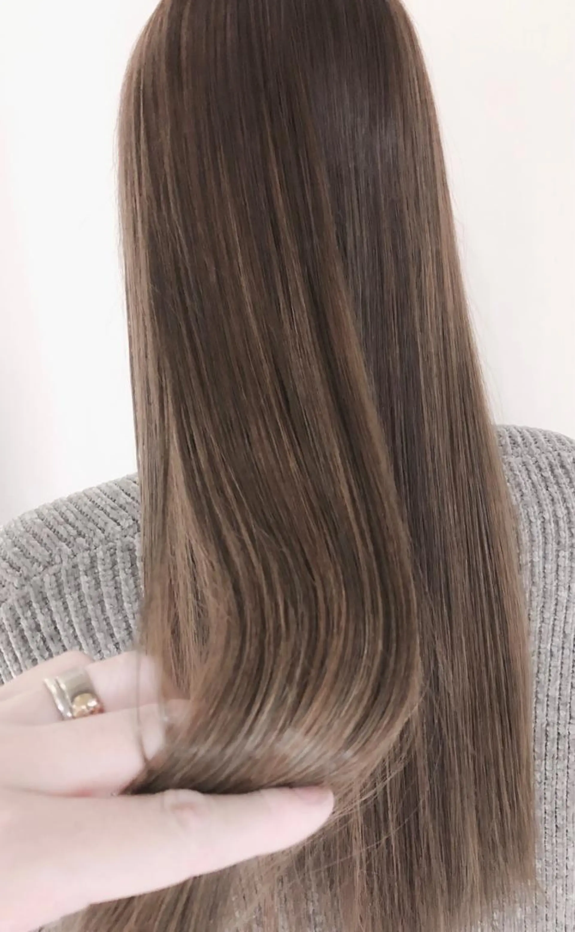 ロング カラー パーマ ヘアアレンジ アッシュ バレイヤージュ ブリーチ ケアブリーチ 透明感カラー カット 縮毛矯正 トリートメント 竹内ケンゴ🇰🇷 EIGHT藤沢のヘアスタイル