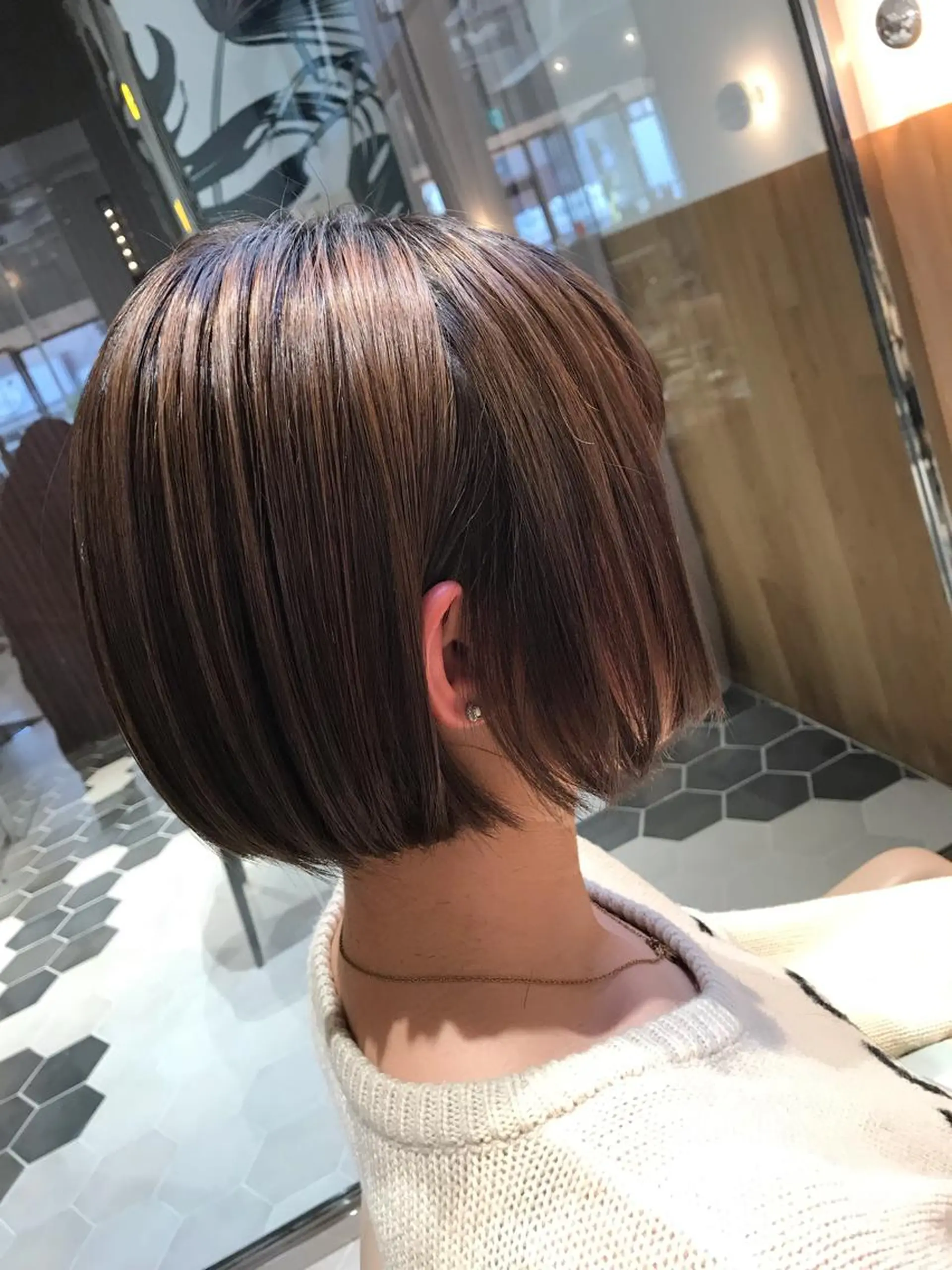 ショート カラー パーマ ボブ 谷合 貴志のヘアスタイル
