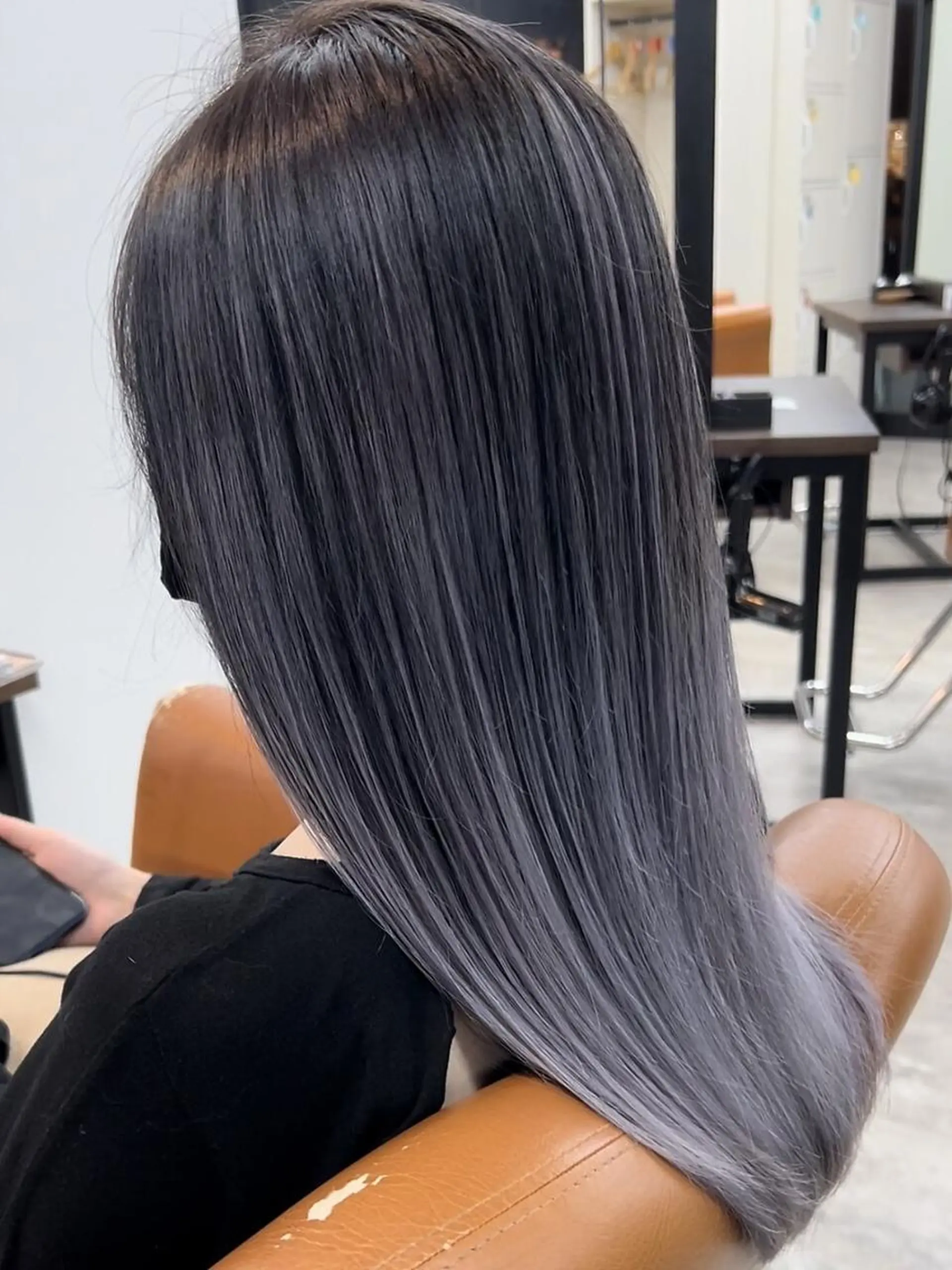 セミロング カラー バレイヤージュ ブリーチ グラデーションカラー ハイライトカラー ハイライト archange 大井川のヘアスタイル