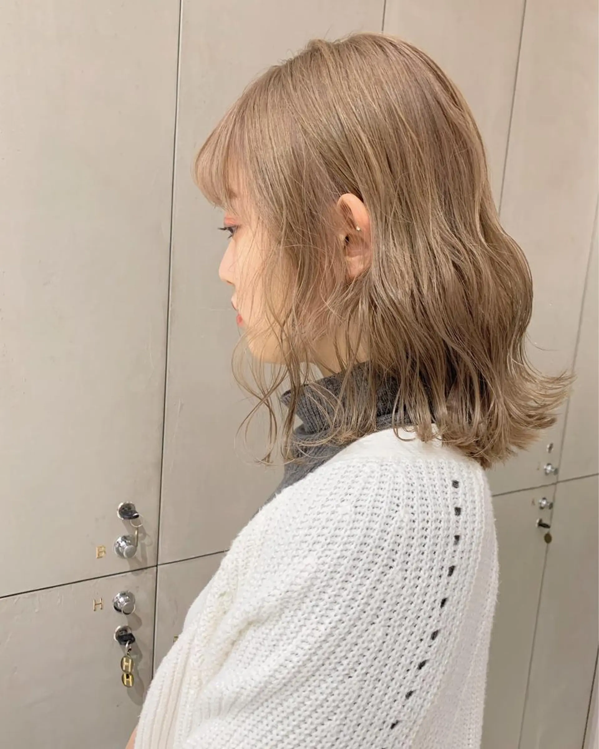 カラー ハイトーンカラー ヘアカラー ｱｵﾇﾏﾐﾕ☁️ /ボブ/ハイトーン/のヘアスタイル