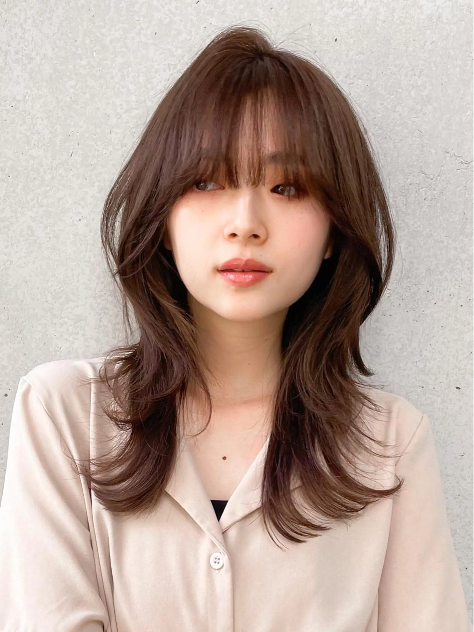 ミディアム くびれヘア レイヤーカット fifth天神/末廣 和也のヘアスタイル