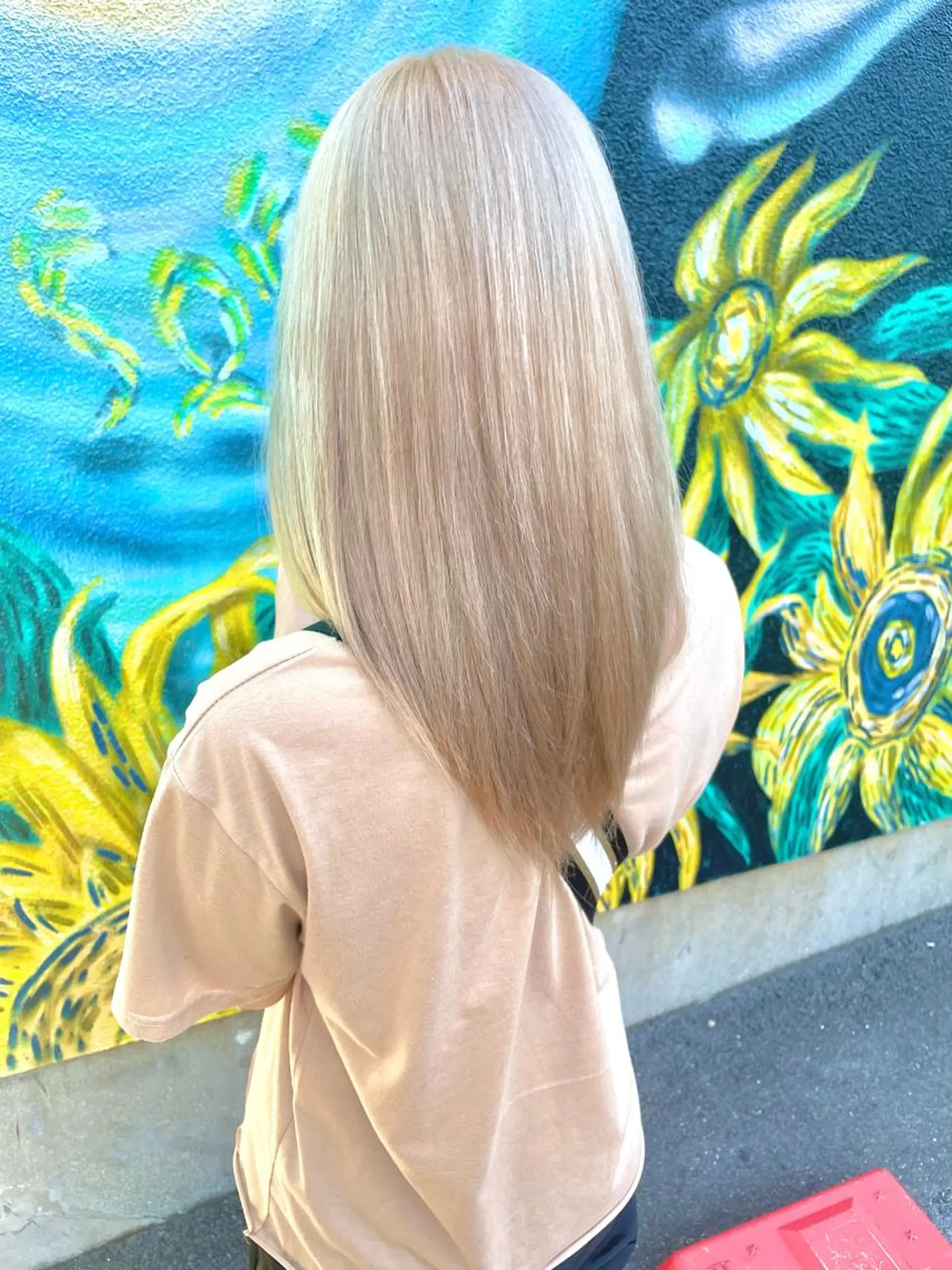 ミディアム カラー ミディアムパーマ ブリーチ ブロンド ケアブリーチ デザインカラー ヘアカラー トリートメント 羽田翔大/ブリーチ/ ボブカット/店長のヘアスタイル