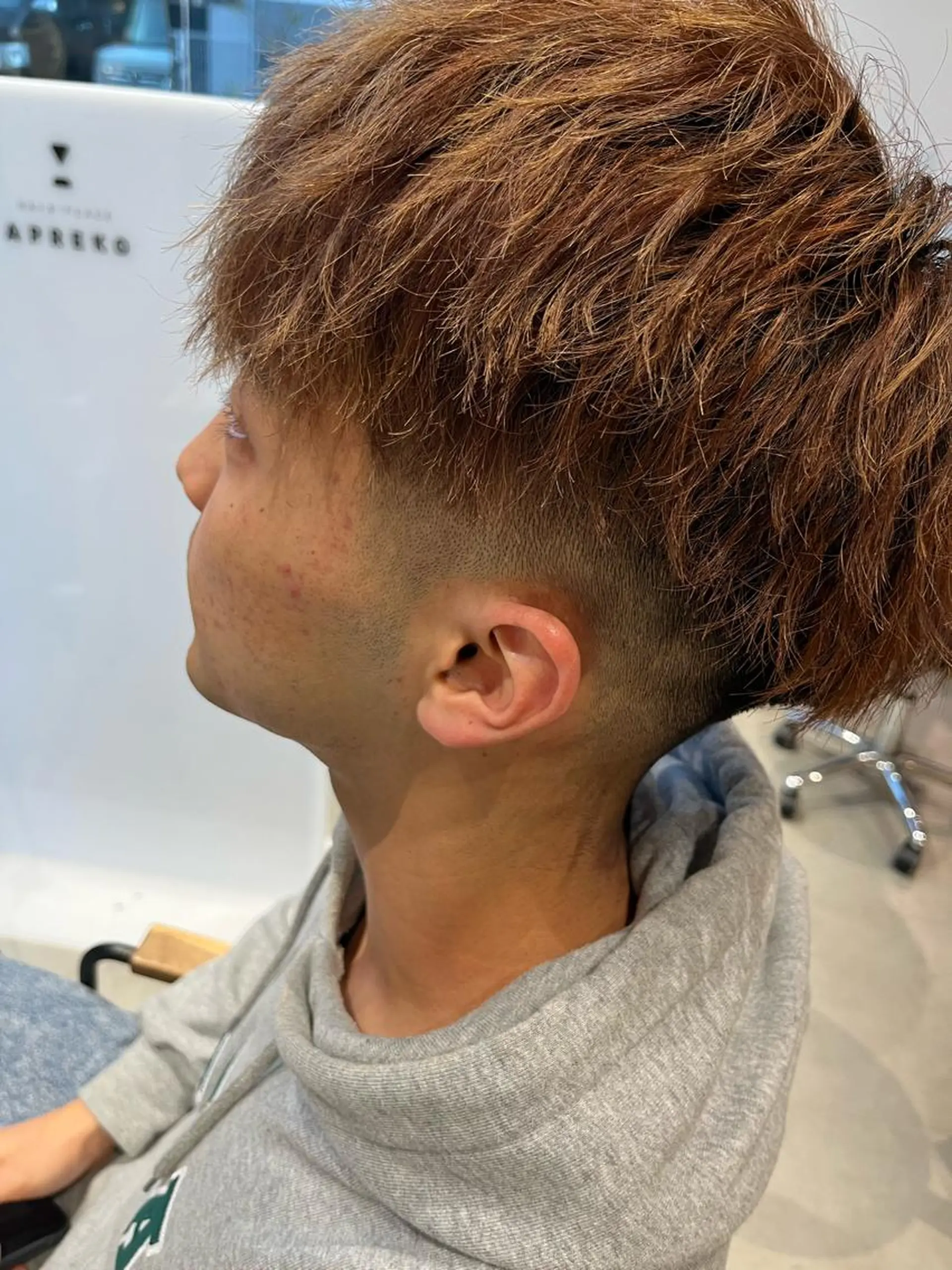 ショート メンズ フェードカット マッシュ メンズパーマ APREKO RIKUのヘアスタイル