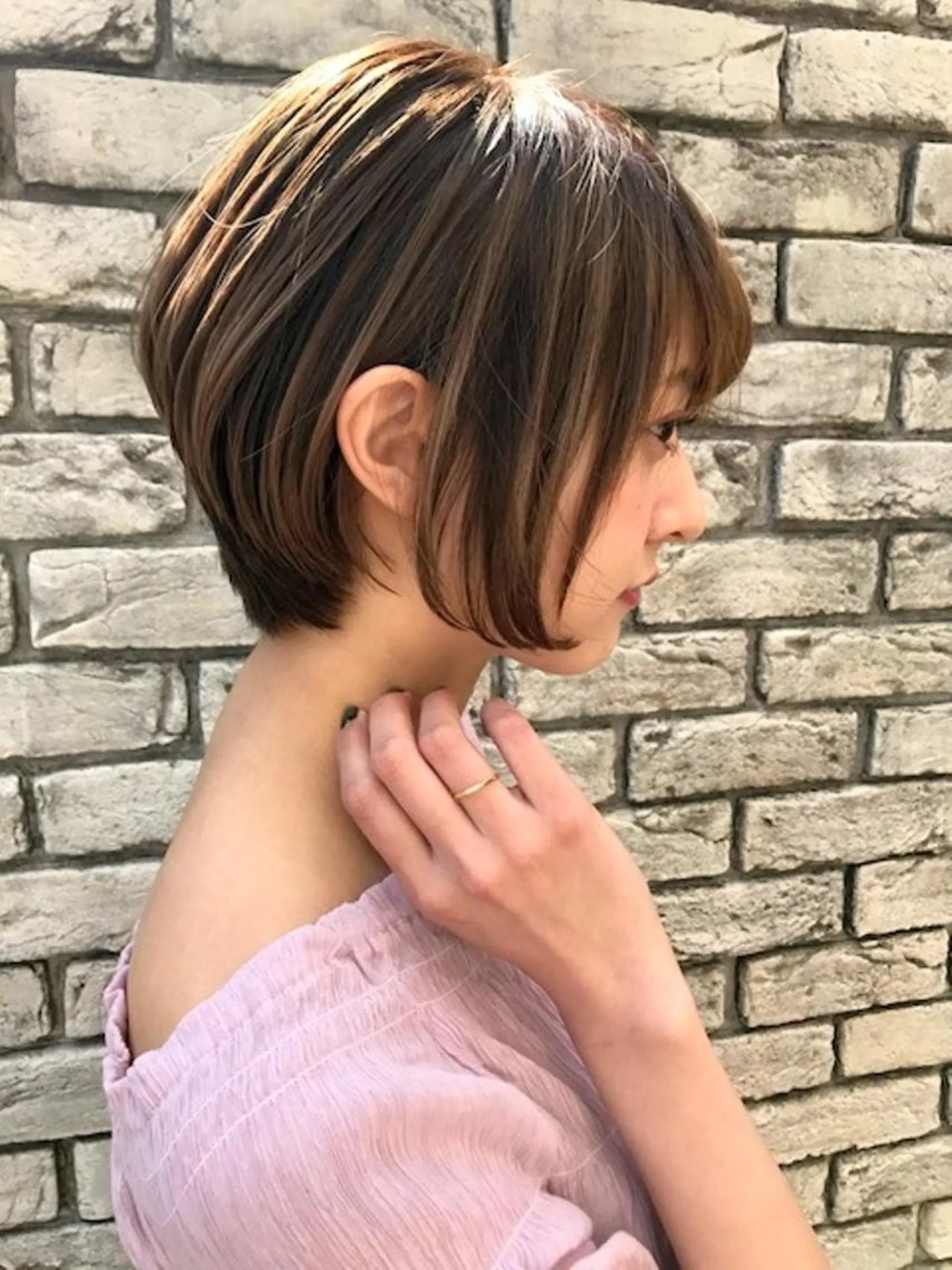 ショート カラー 羽田 ひろむのヘアスタイル
