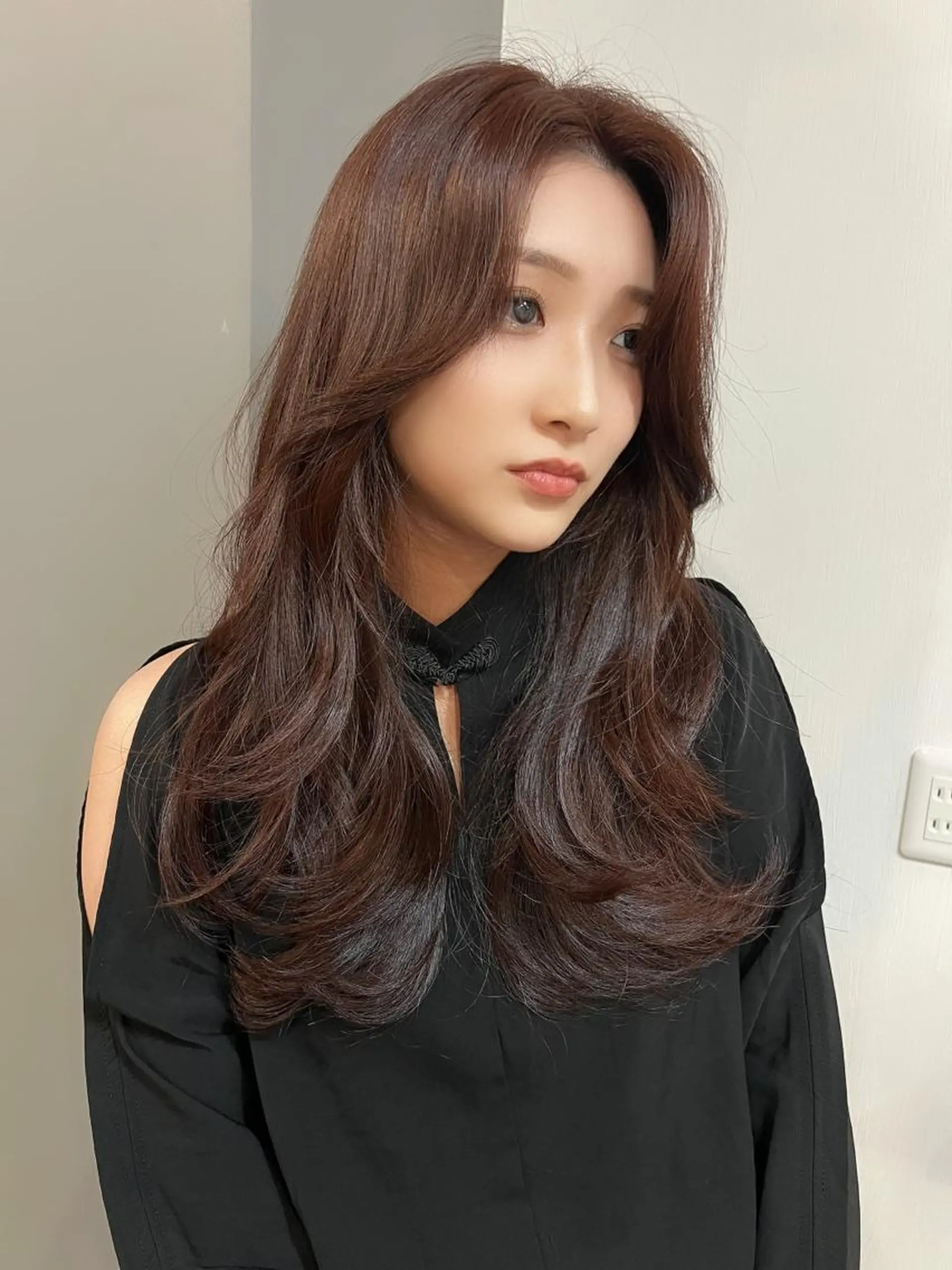 ロング カット ヘアカラー トリートメント 安井 貞好のヘアスタイル