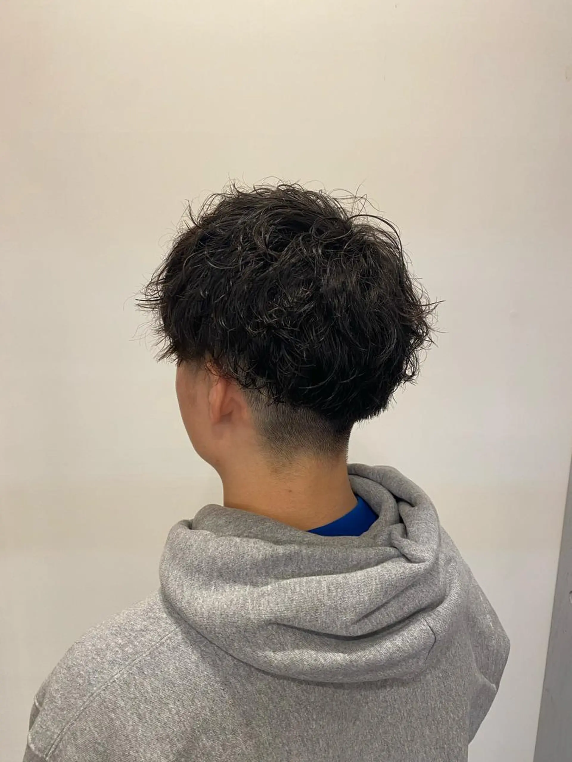 ショート カラー パーマ メンズ 田部 勇斗のヘアスタイル