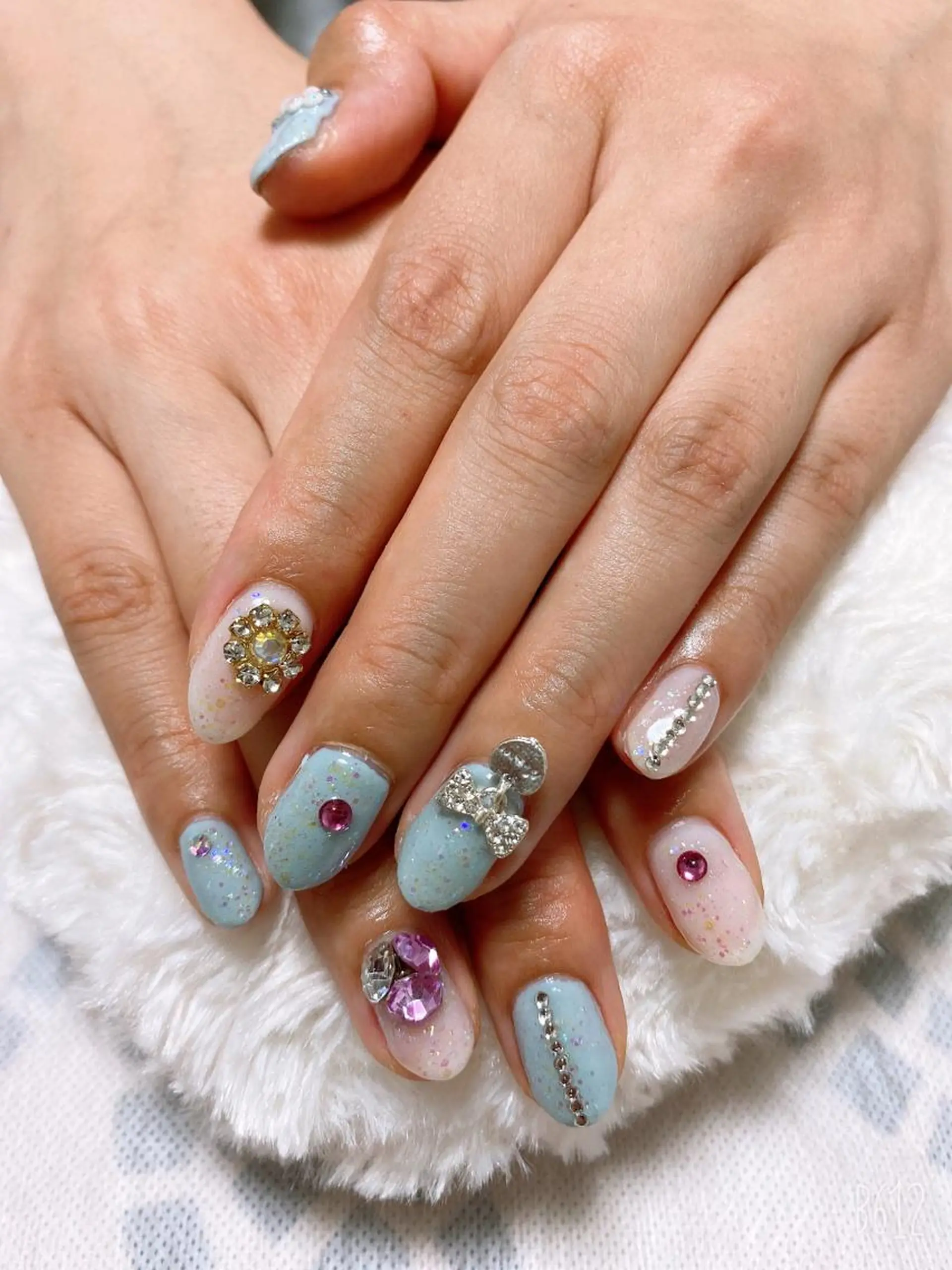 ネイル The Best Beauty受付担当のヘアスタイル