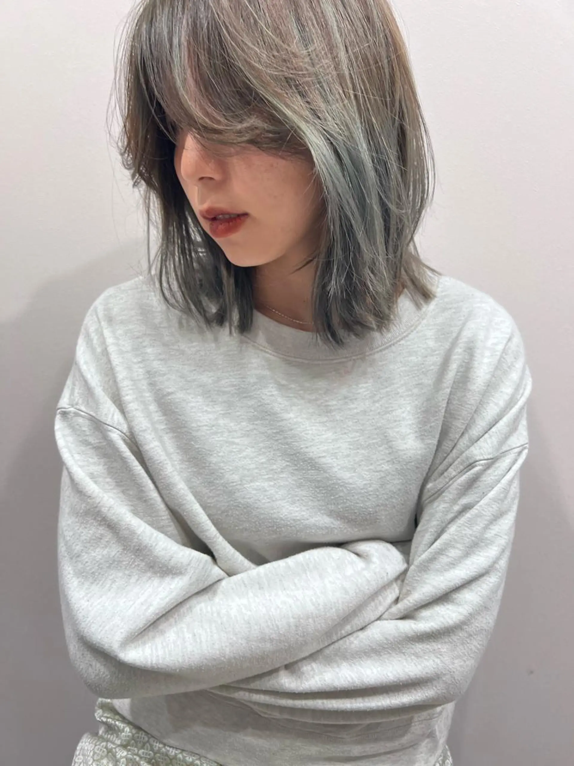 ミディアム 垢抜けのプロ🪄 honoのヘアスタイル