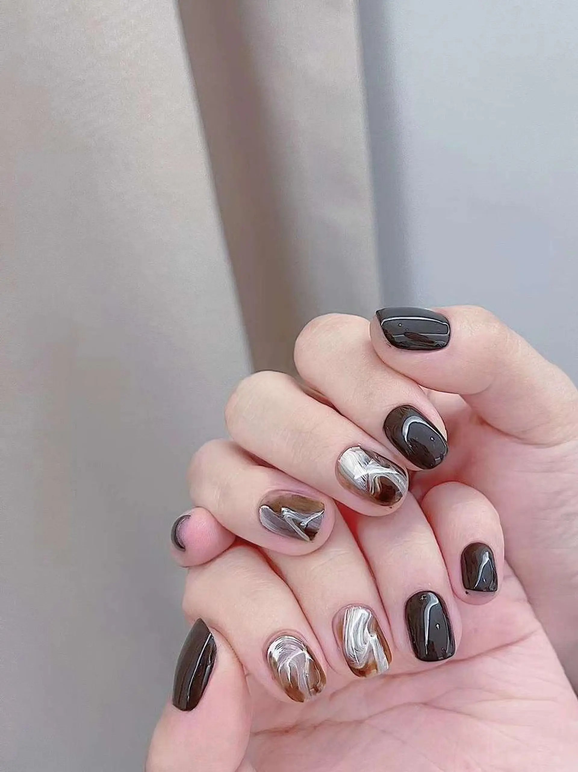 ネイル VIVIAN エイのネイルデザイン