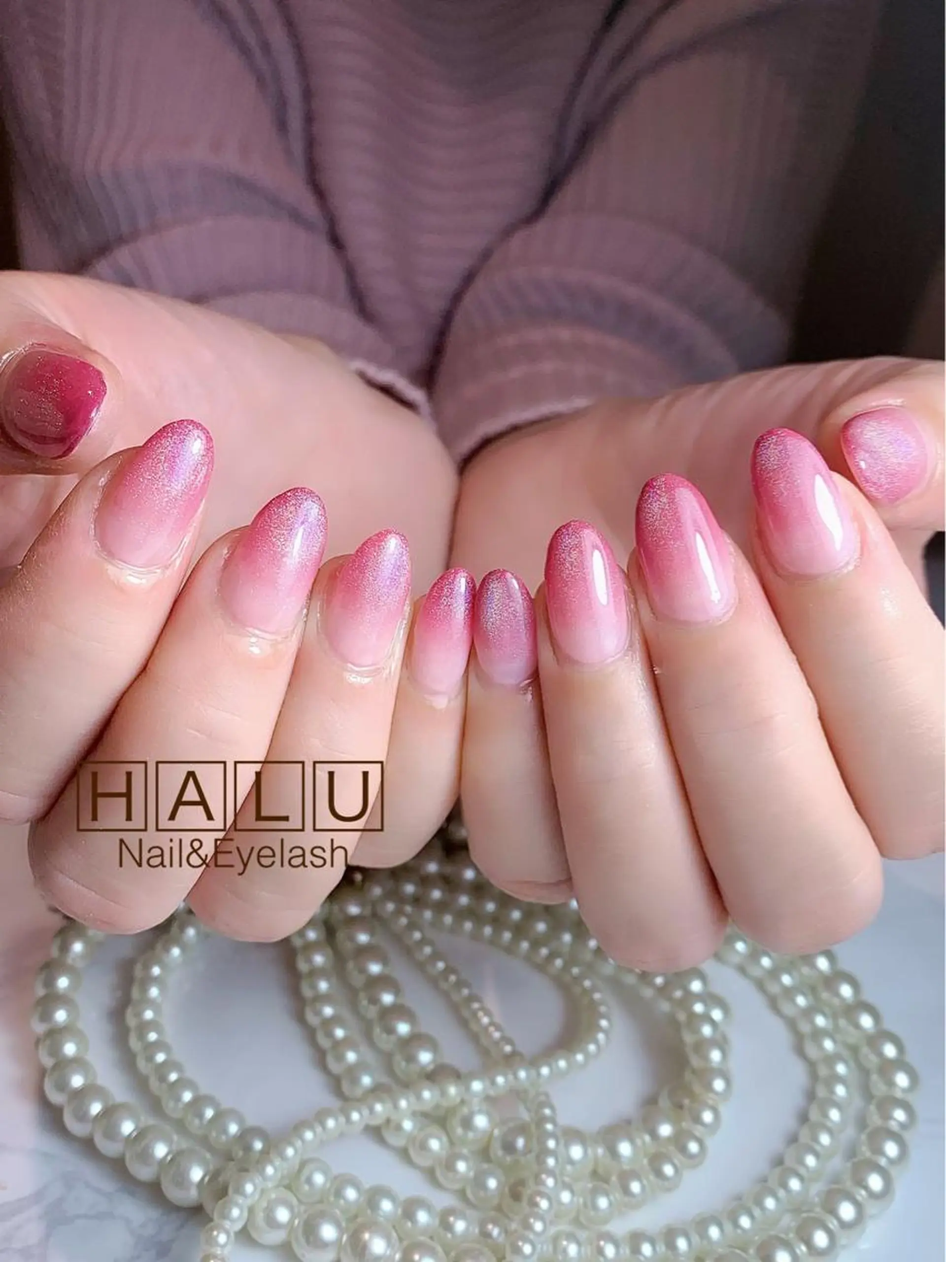 ネイル オーロラネイル HALU ハルのネイルデザイン