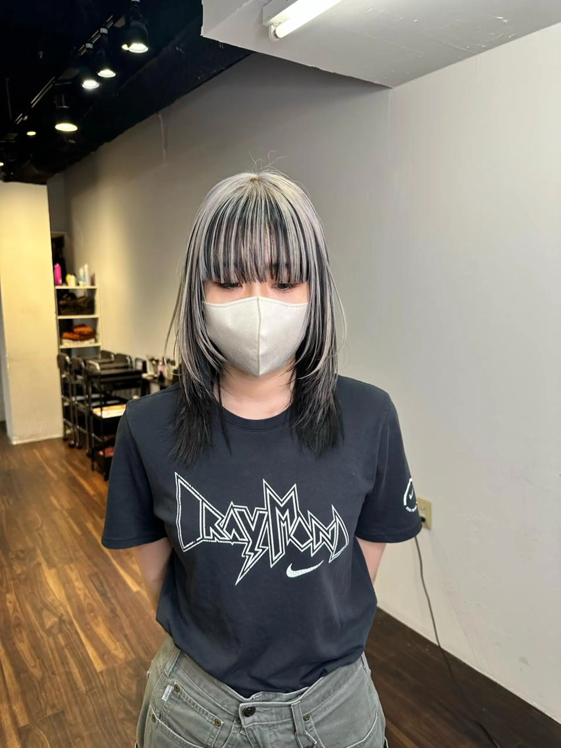 ミディアム カラー アディクシーカラー ブリーチ ケアブリーチ デザインカラー ハイトーンカラー カット ヘアカラー トリートメント ワンホンヘア ケラチン/Kaitoのヘアスタイル