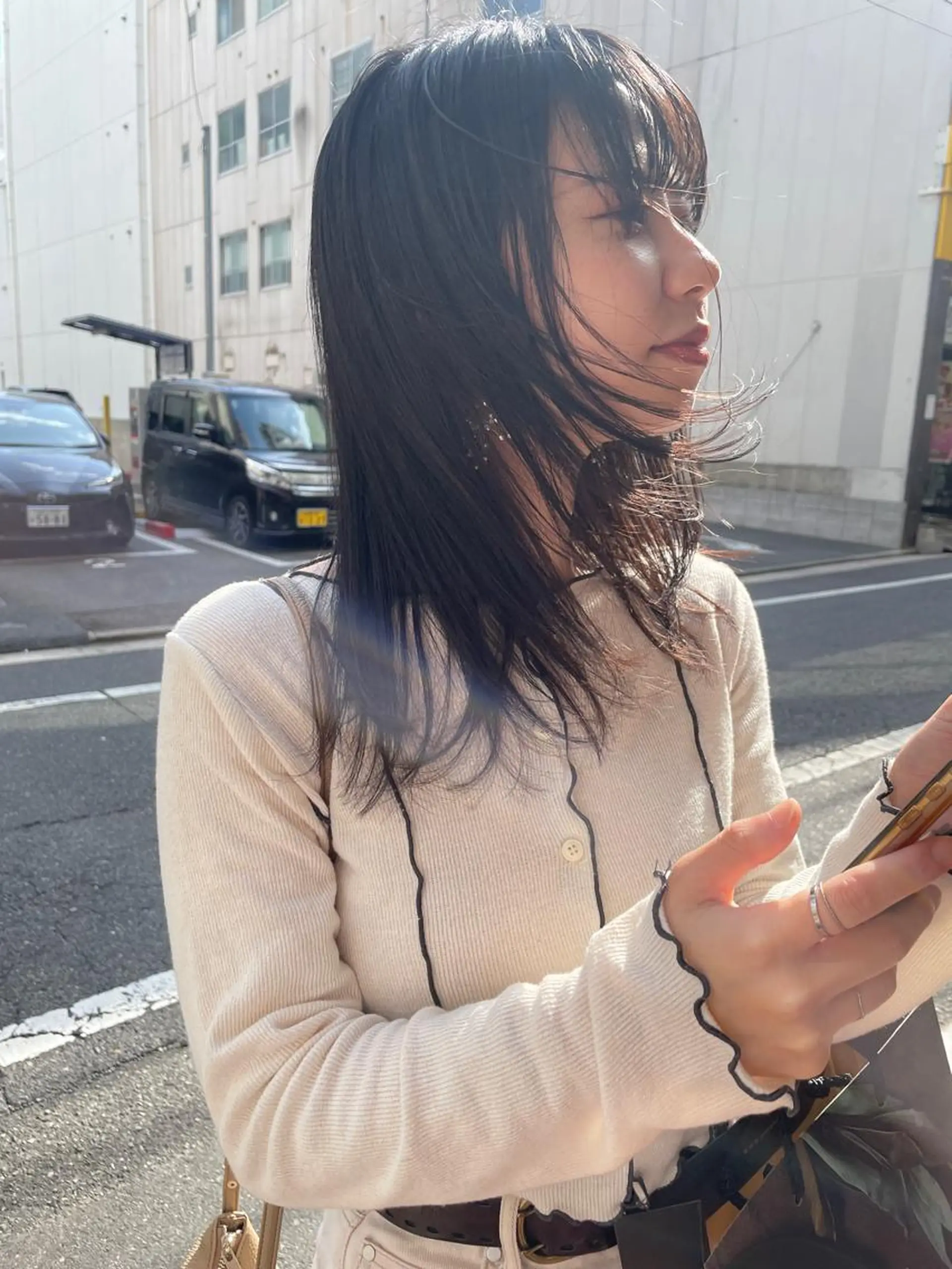 セミロング レイヤーカット カット ヘアカラー トリートメント さの あやねのヘアスタイル