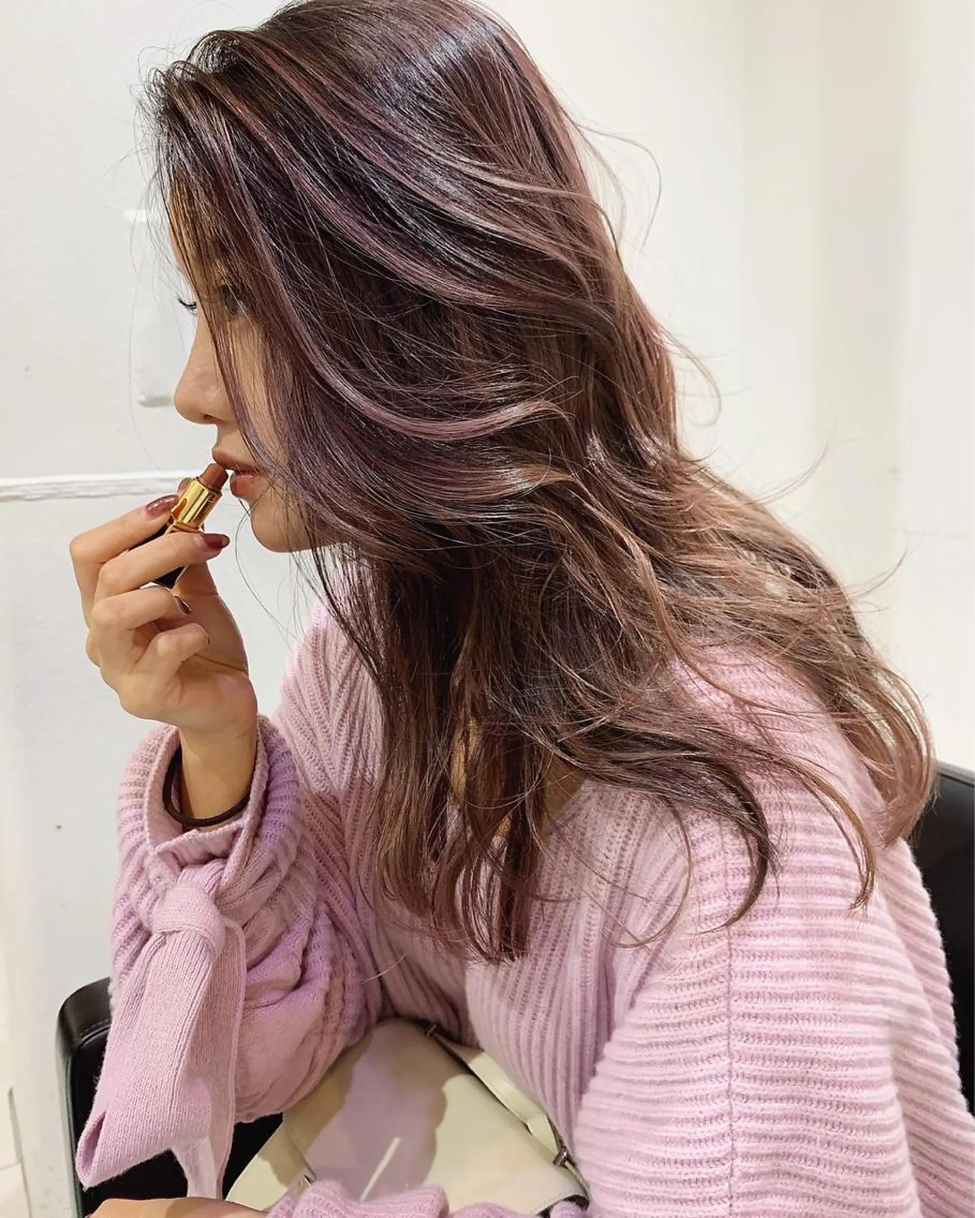 ロング カラー ヘアアレンジ ベージュカラー グラデーションカラー ハイライトカラー くせ毛 外国人風カラー 髪質改善land千葉所属・阿部 圭悟のヘアスタイル