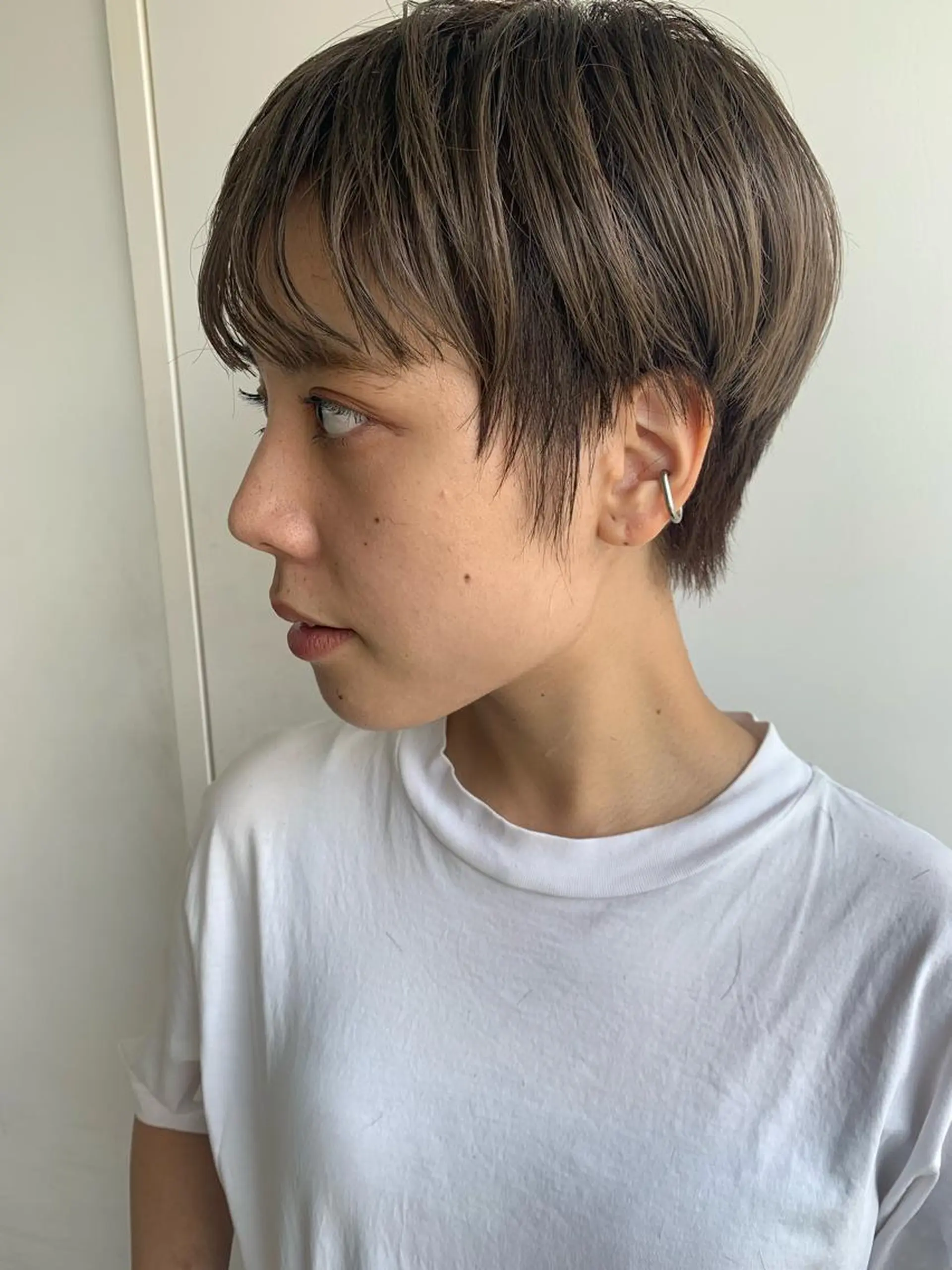 ショート nuu所属・💜ショート💜 ウルフ、ボブ二色亜美のヘアスタイル