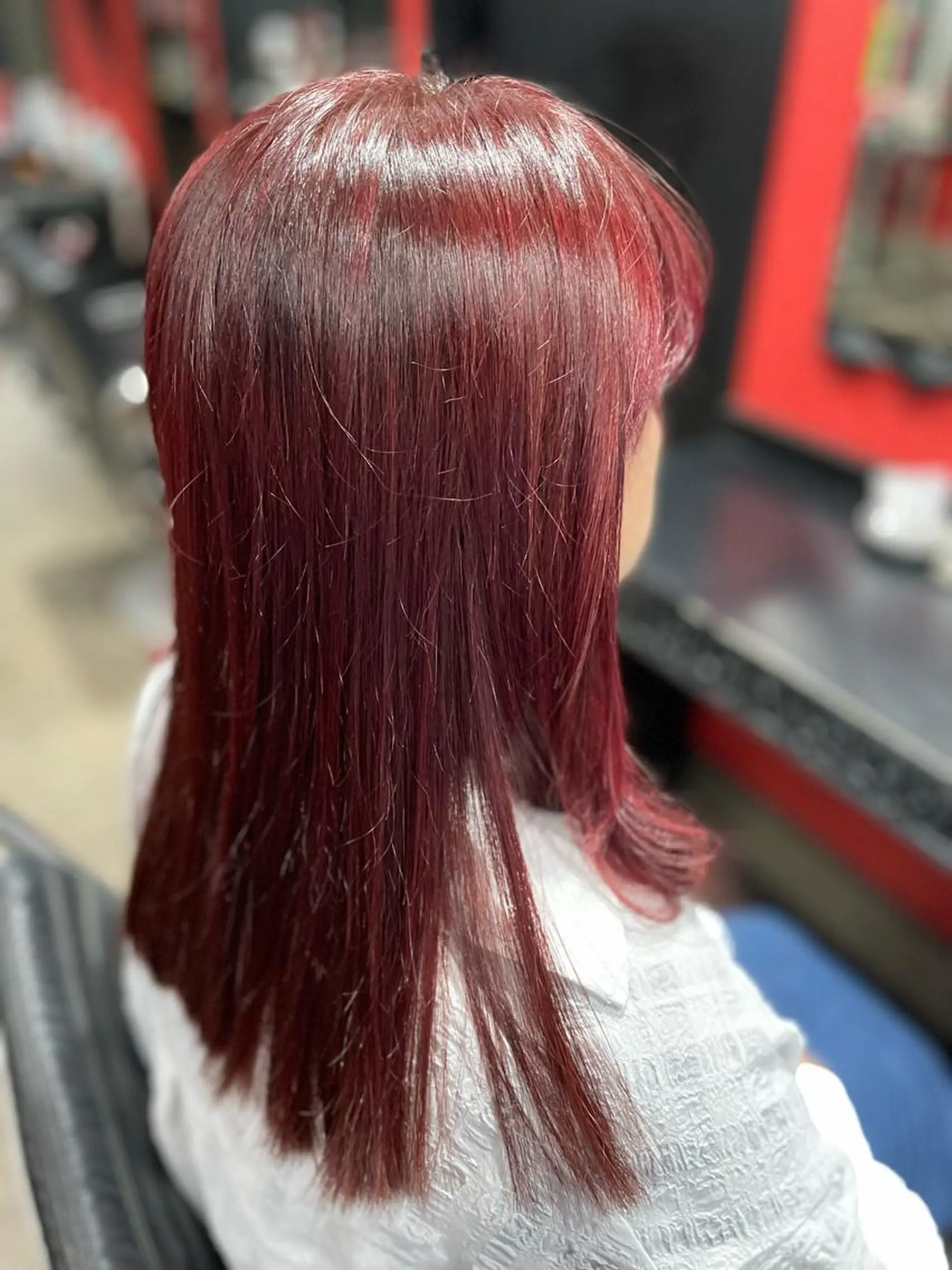 セミロング カラー SLIME Seiのヘアスタイル