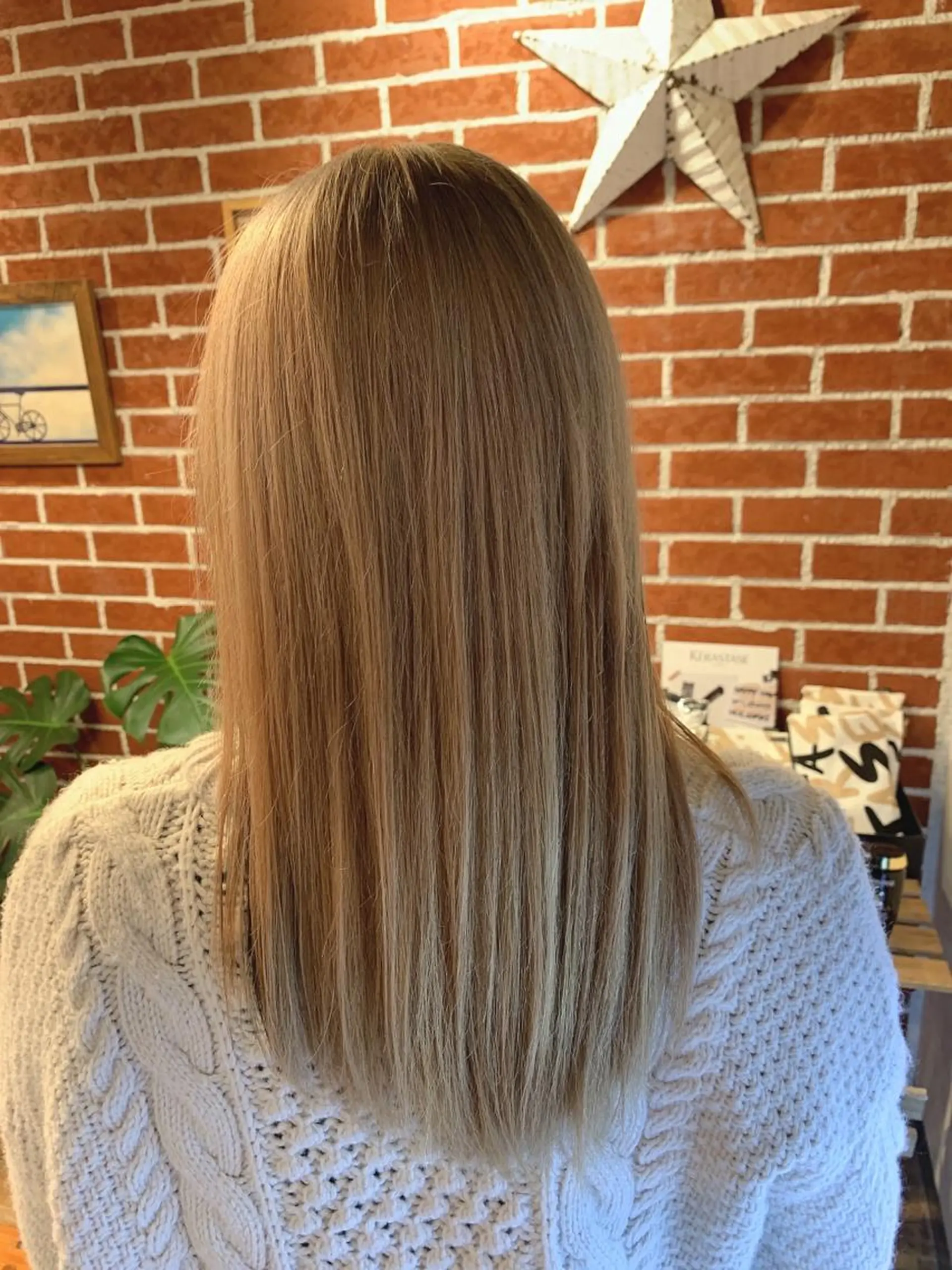 セミロング カラー ヘアアレンジ ベージュカラー ミルクティーベージュ ✨🧸チバ ダイスケ🧸✨のヘアスタイル