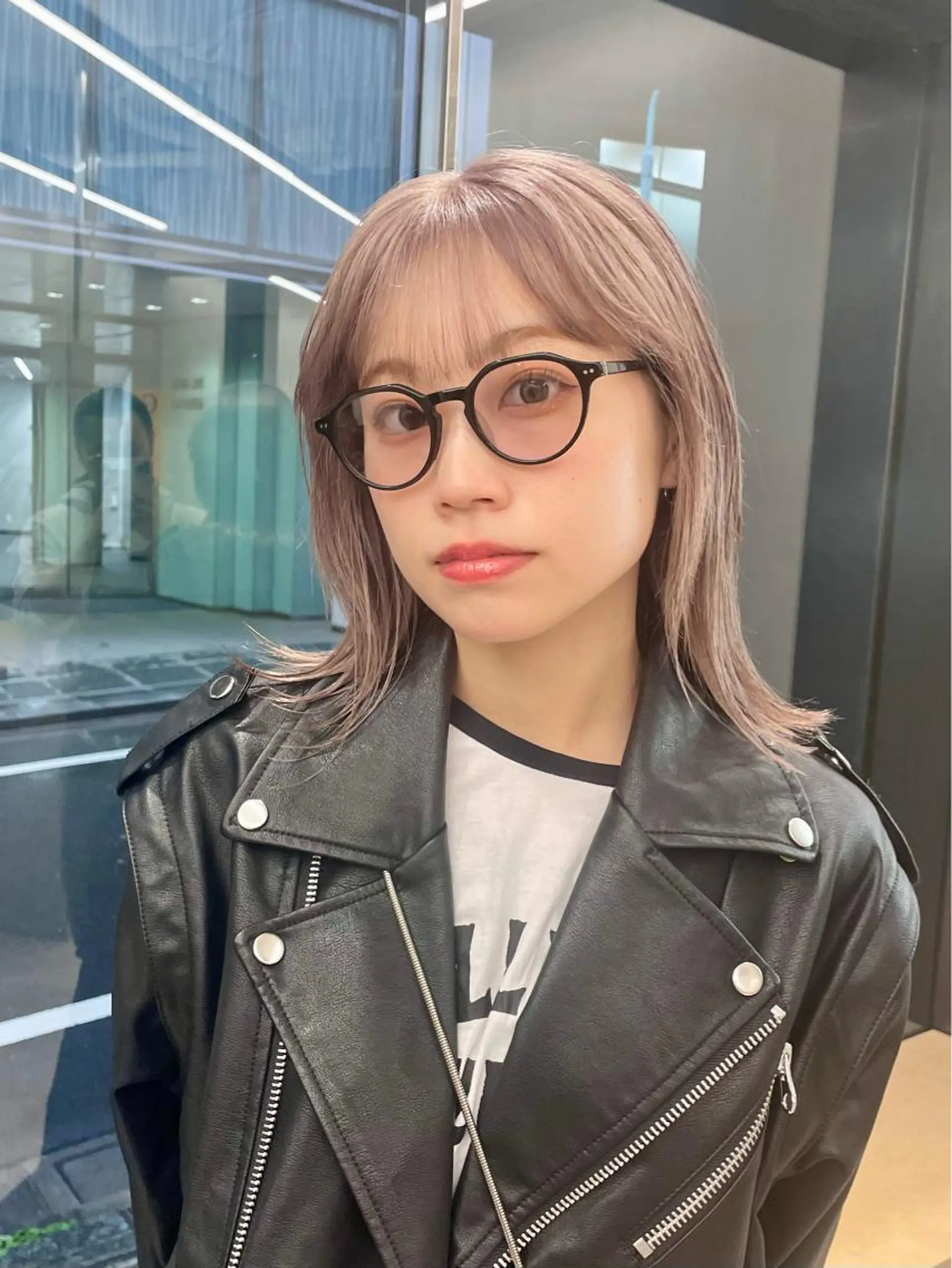 ミディアム カラー ヘアカラー トリートメント カット・ブリーチ TAIGAのヘアスタイル