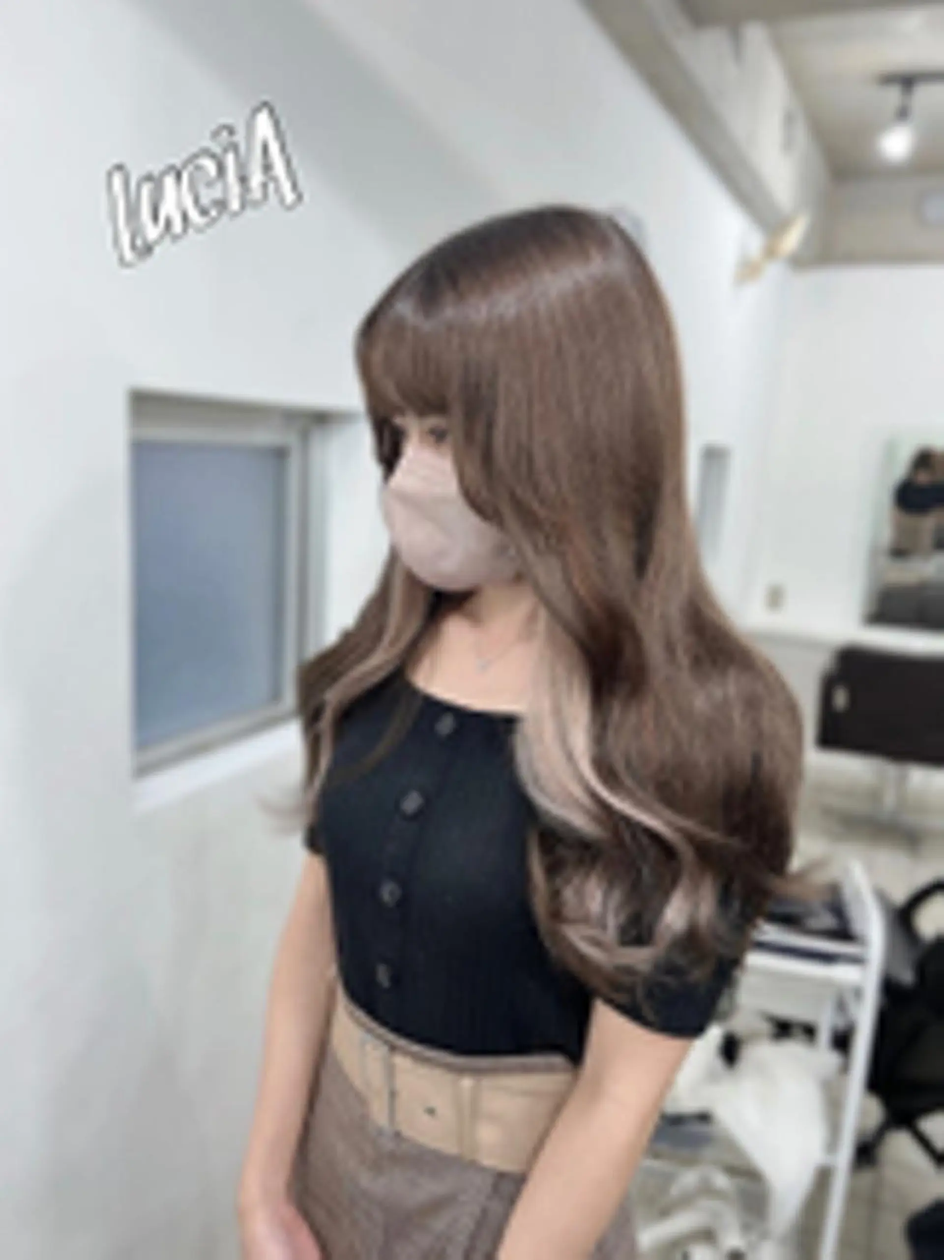 ロング カラー エクステ LuciAのヘアスタイル