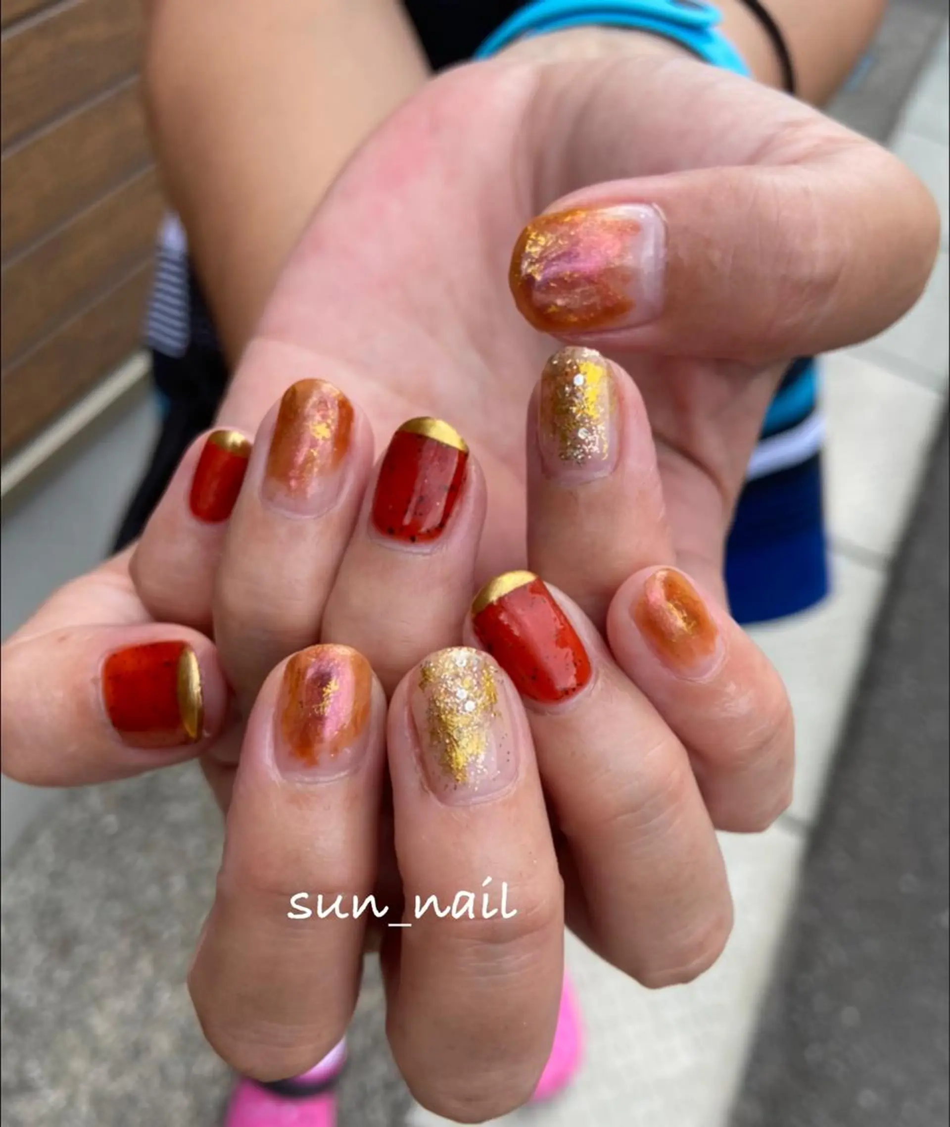 ネイル アートネイル クリアネイル ミラーネイル ニュアンスネイル 赤色 . unffのネイルデザイン