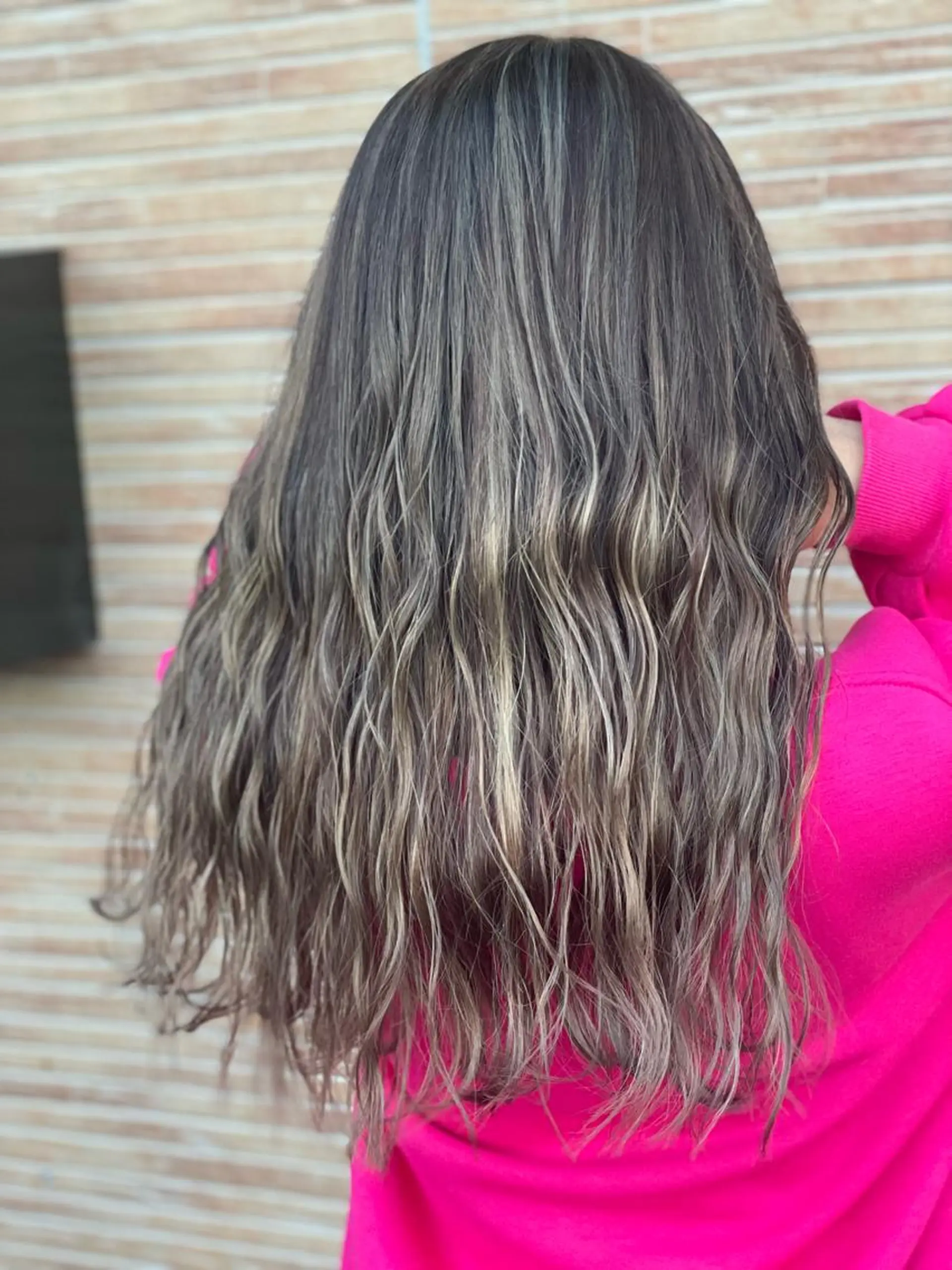 ロング ハイライト 髪質改善 韓国風ヘア 縮毛矯正 ank classic hair【アンククラシックヘアー】所属・バレ、ハイライト モデル募集　齋藤祐哉のヘアスタイル