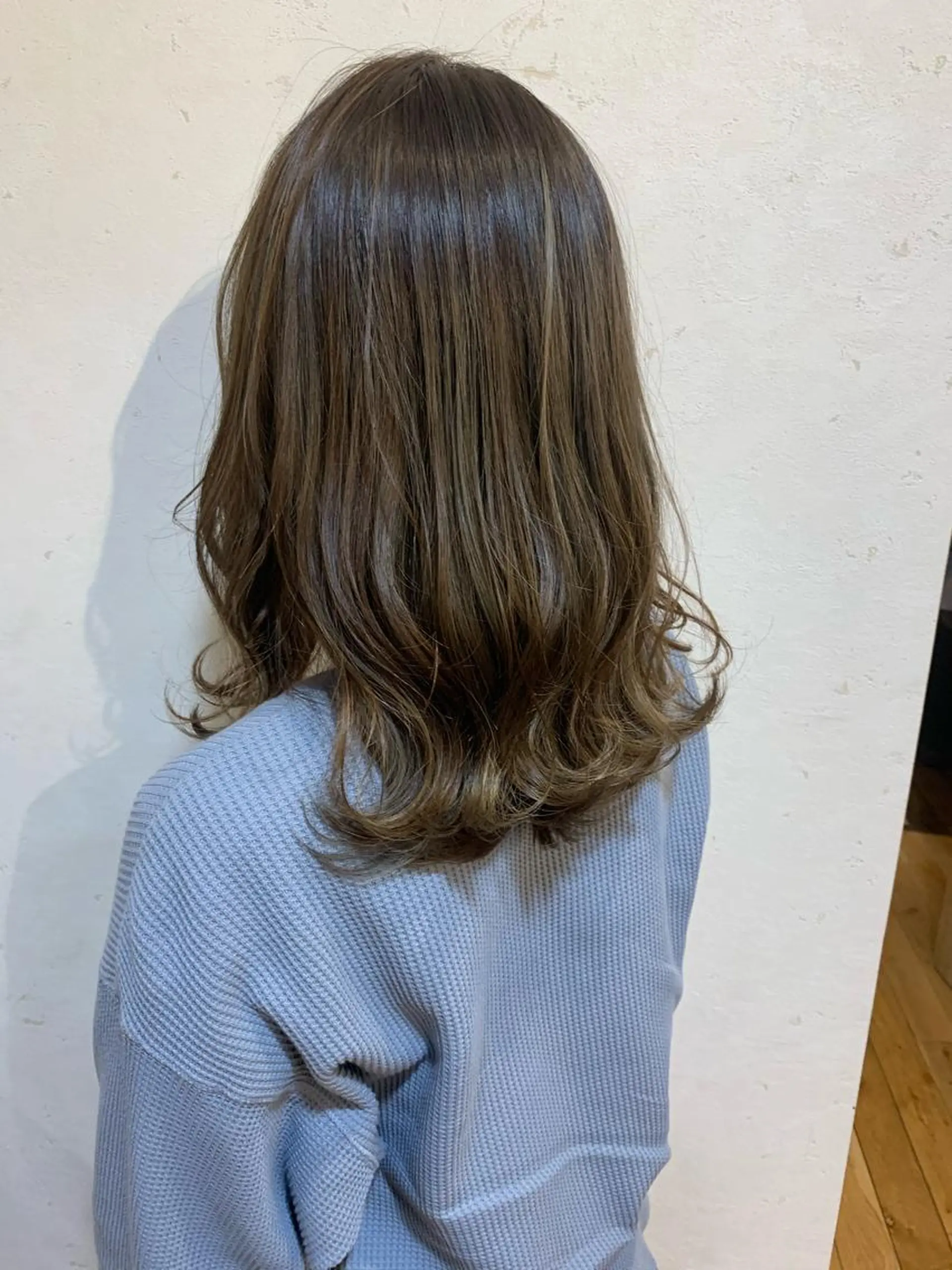 ミディアム ハイライト Alani所属・arc. arc.のヘアスタイル