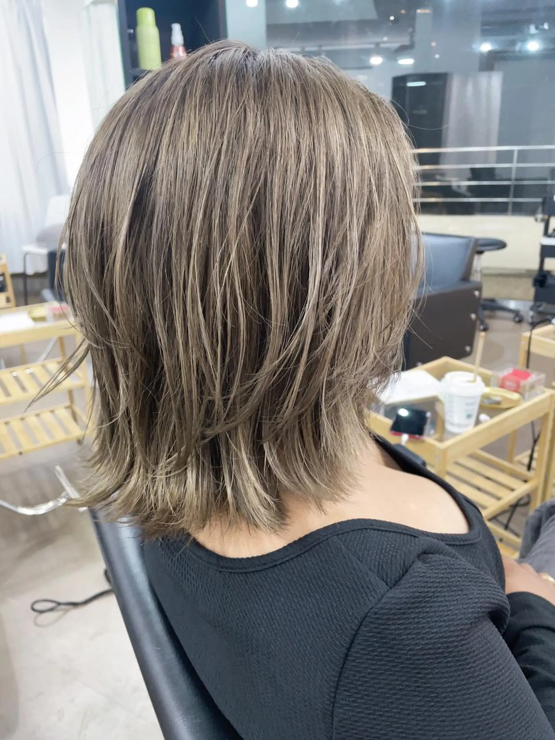 ショート ボブ 【ioe岡本】🐶 向井歩のヘアスタイル