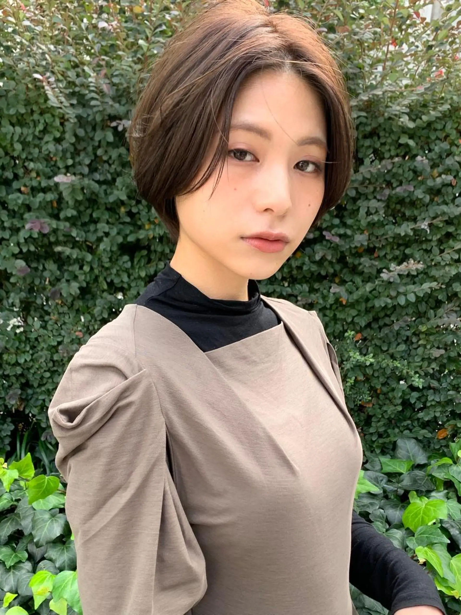 ショート カラー グラデーションカラー オリーブカラー ボブ kibito所属・大西 真人🪴のヘアスタイル