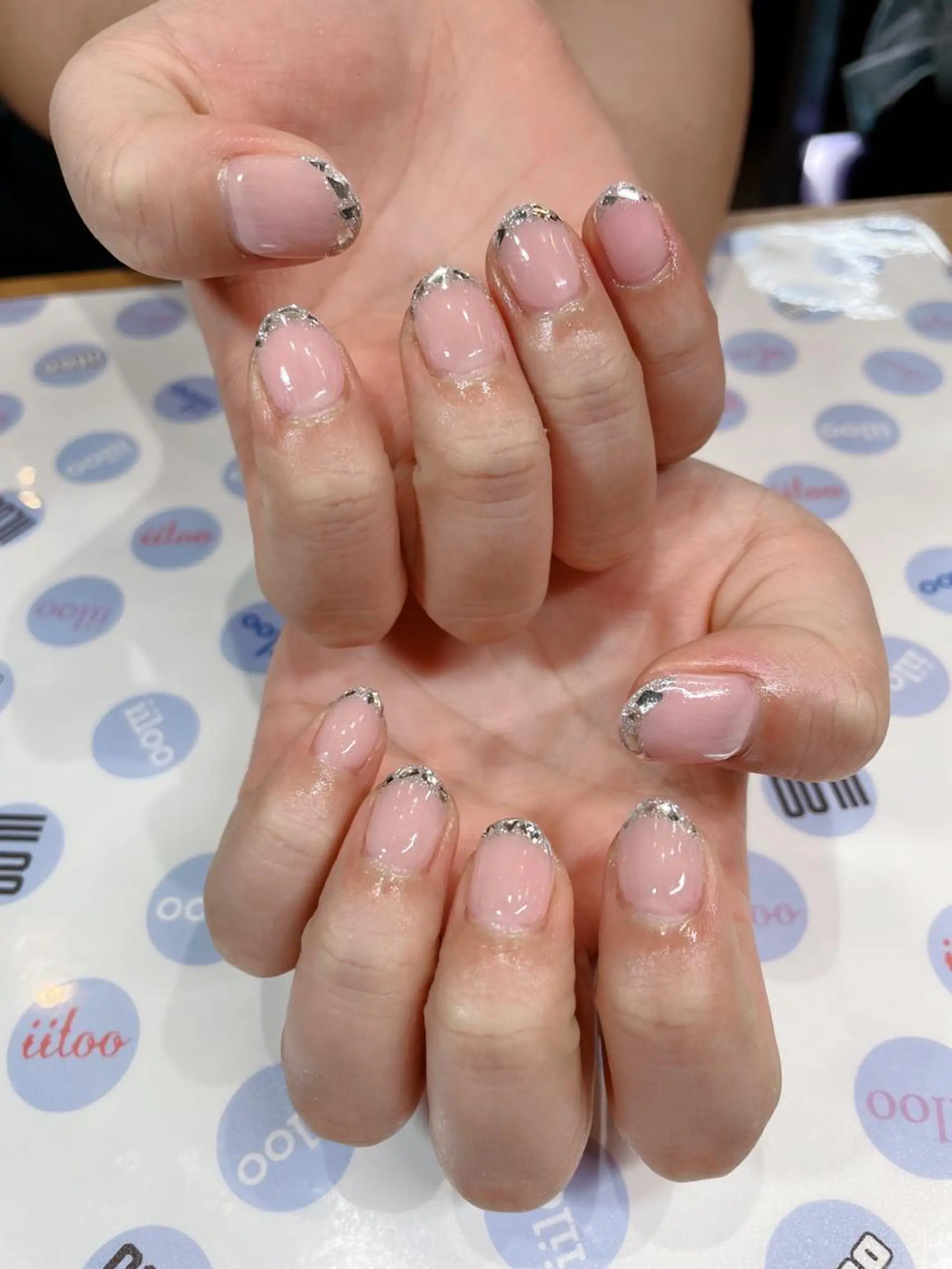 ネイル iiloo aromaworksのネイルデザイン