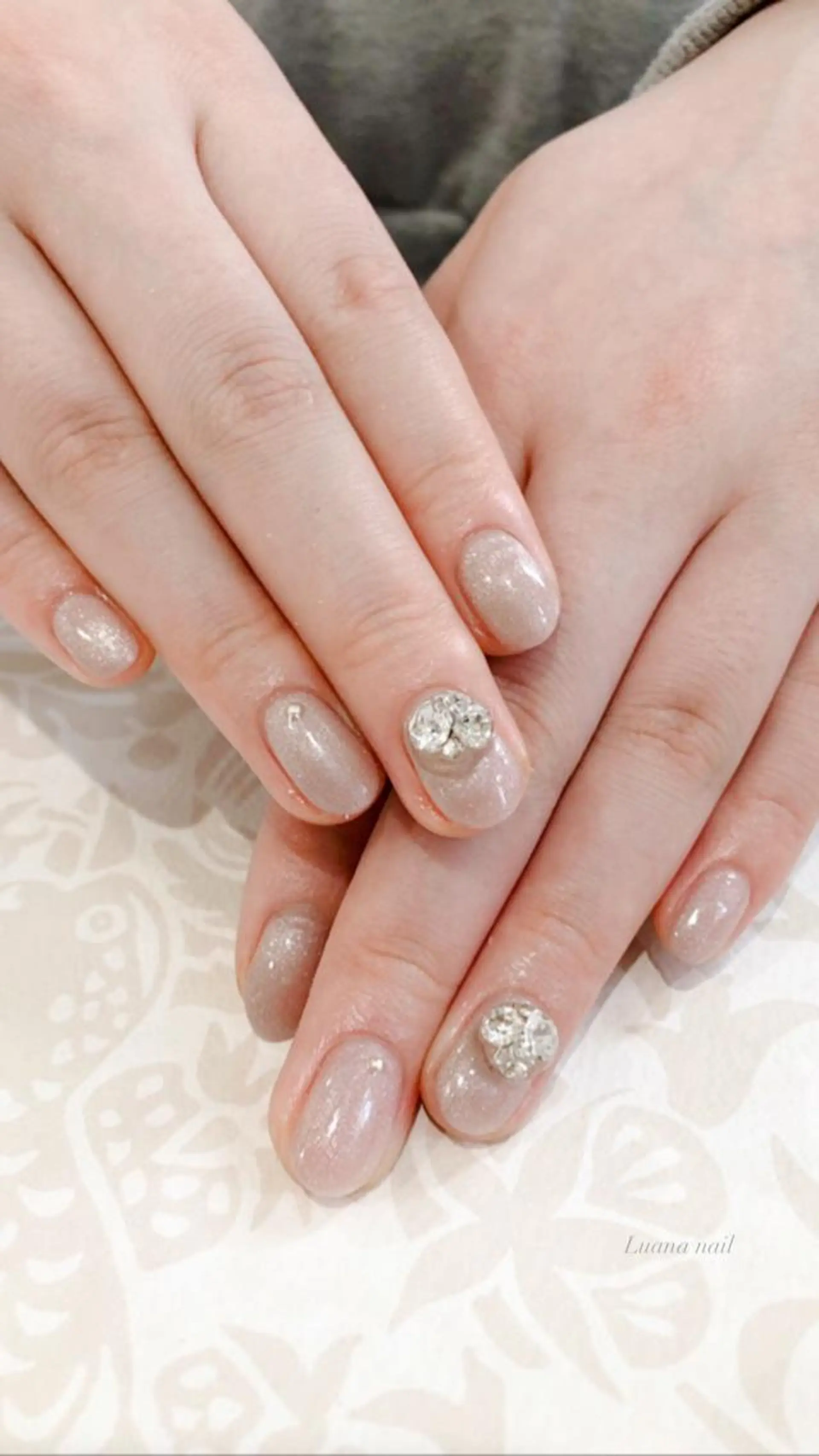 ミディアム キッズ ネイル オフィスネイル ワンカラーネイル シンプルネイル ブライダルネイル Luana nail (ルアナネイル)のネイルデザイン