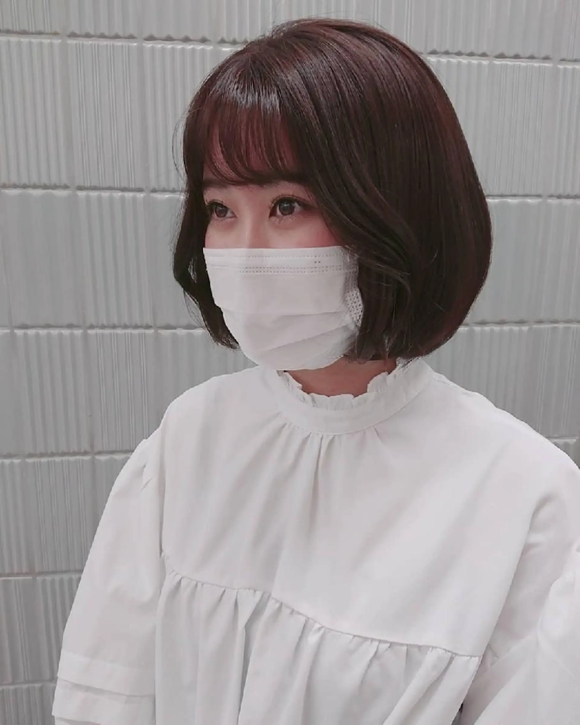 ミディアム カラー ボブ タンバルモリ シースルーバング カット ヘアカラー トリートメント 南 ちひろのヘアスタイル