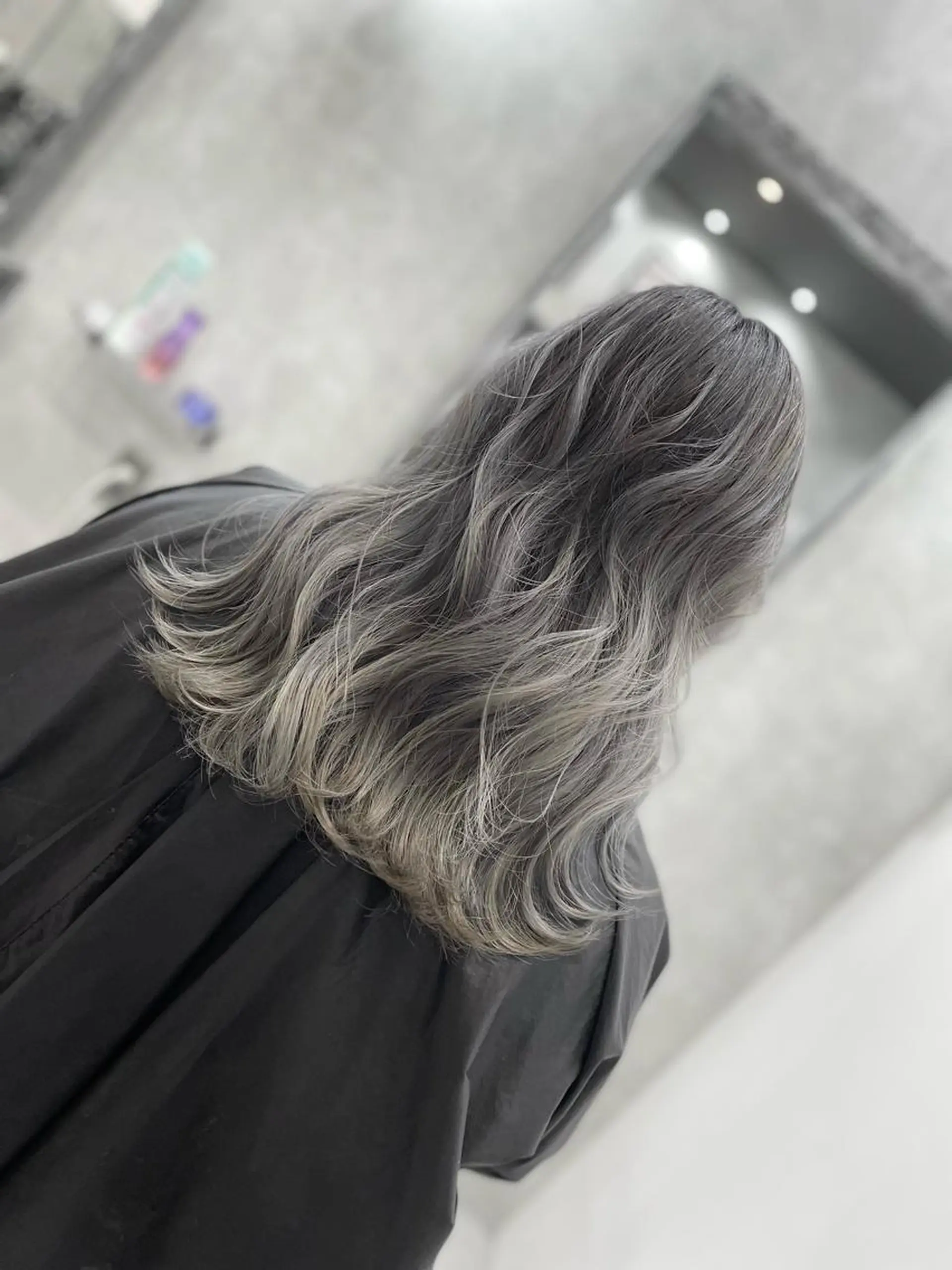 セミロング レイヤーカット ヘアカラー RAWR　Hair Brio所属・髪質改善/ブリーチ /ユウキ🫧🌸のヘアスタイル