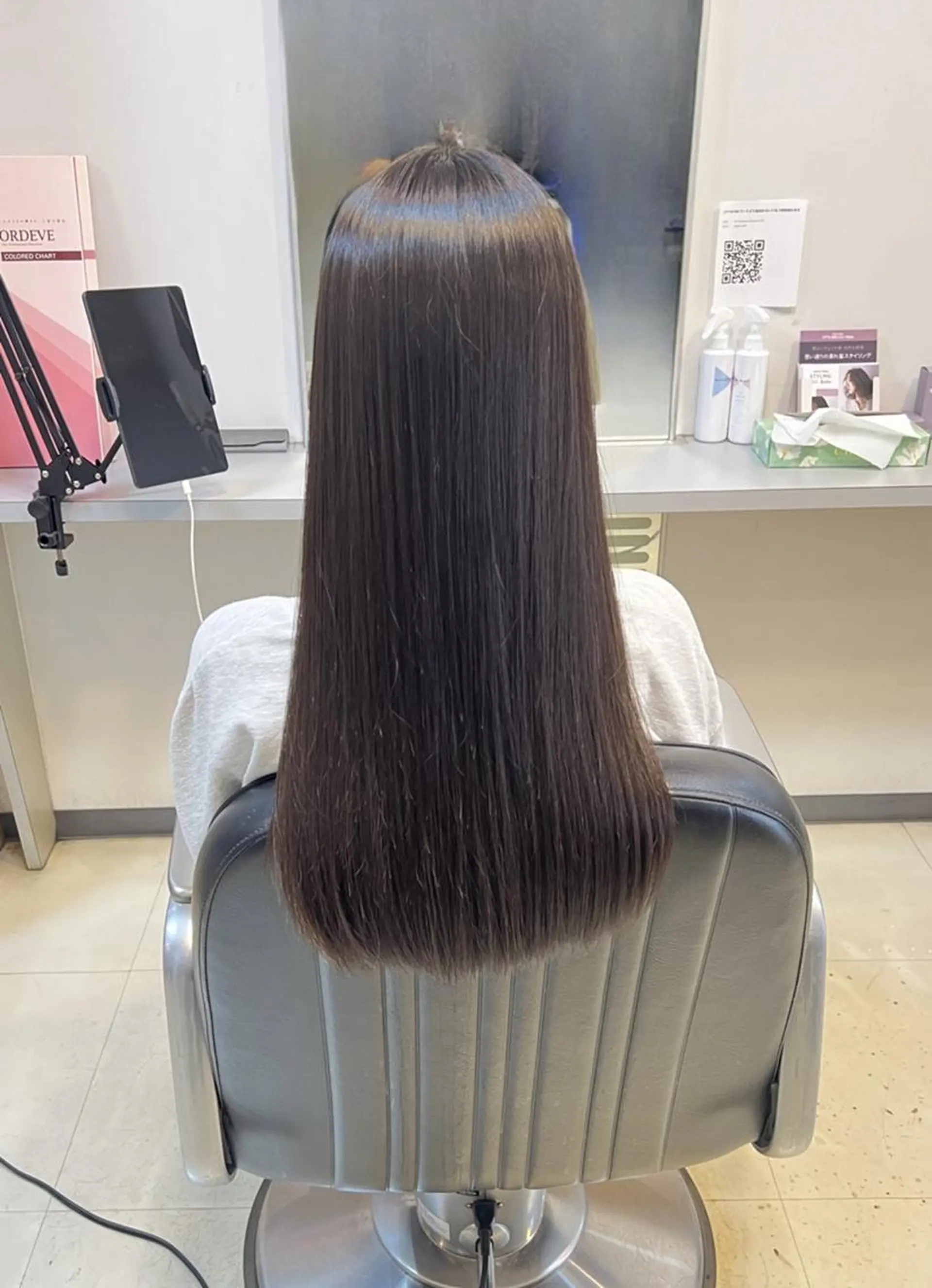 ロング 土岐 泰廣のヘアスタイル