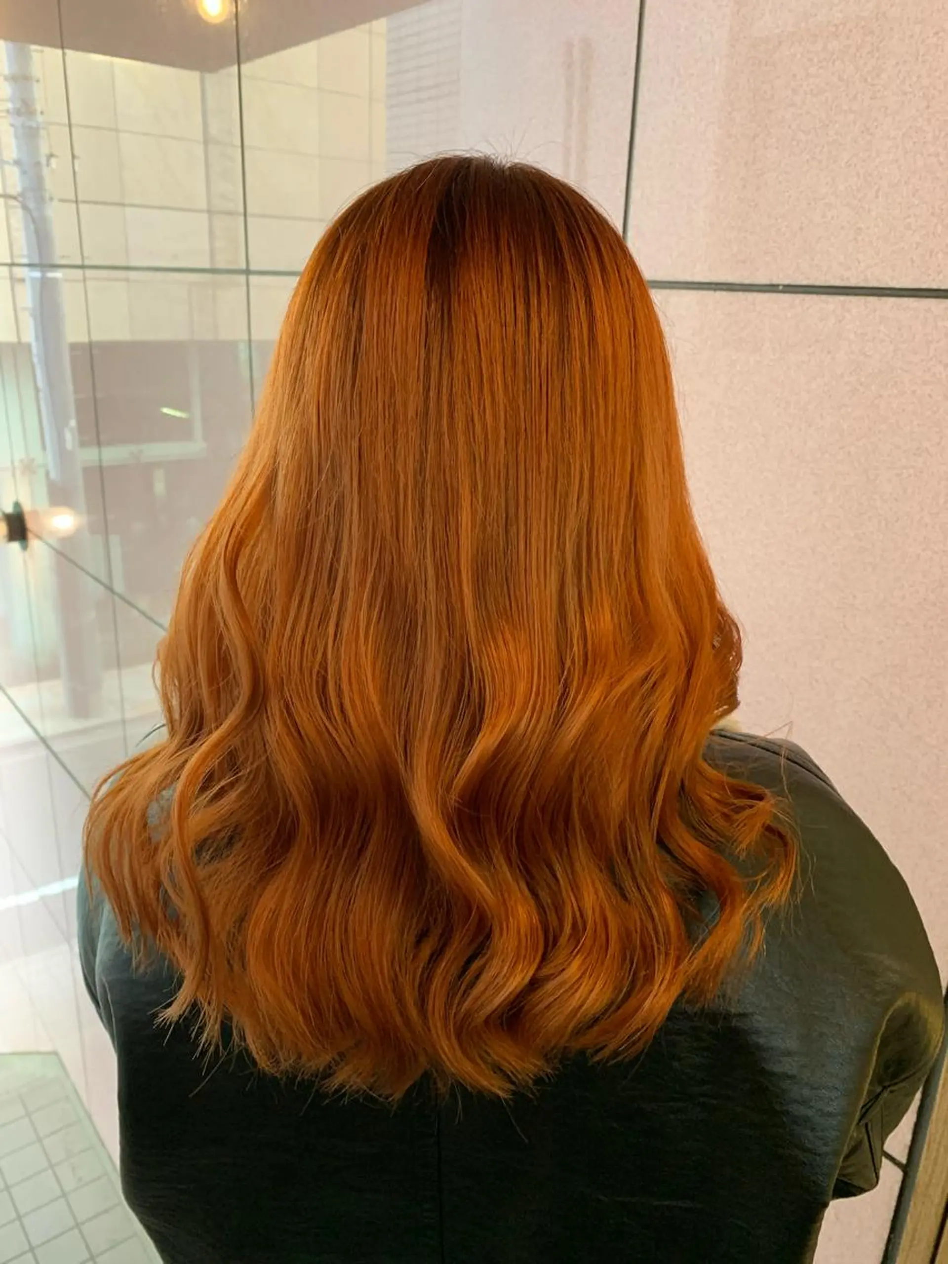 ロング カラー ヘアアレンジ Moana by HEADLIGHT所属・tomoka／ デザインカラー🌺のヘアスタイル