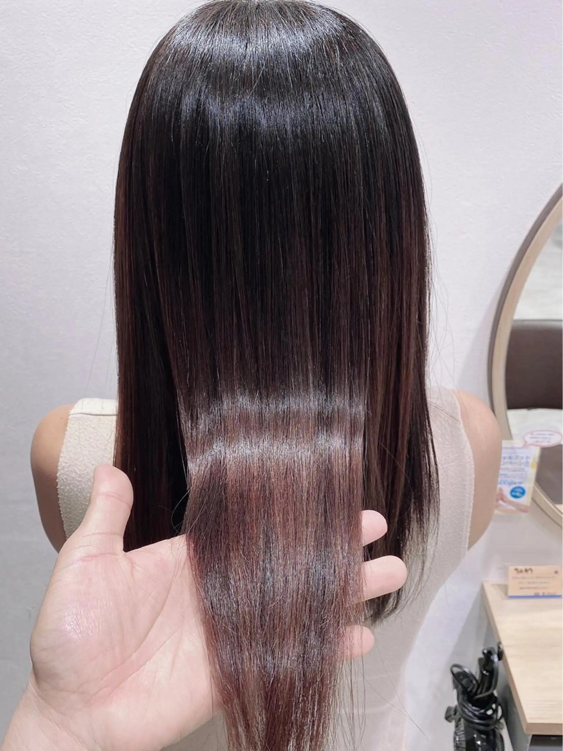 セミロング 縮毛矯正専門家 大桃史朗のヘアスタイル