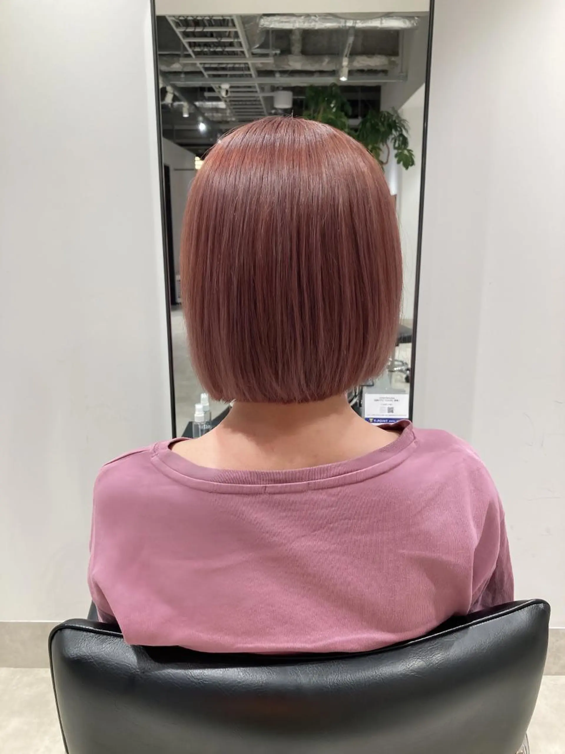 ショート カラー 切りっぱなしボブ ブリーチ ピンクカラー パープルカラー ボブ カット ヘアカラー トリートメント GO TODAY  SHAIRE  SALON   渋谷モディ所属・スキバサミを使わない カット🌼唯🌼のヘアスタイル