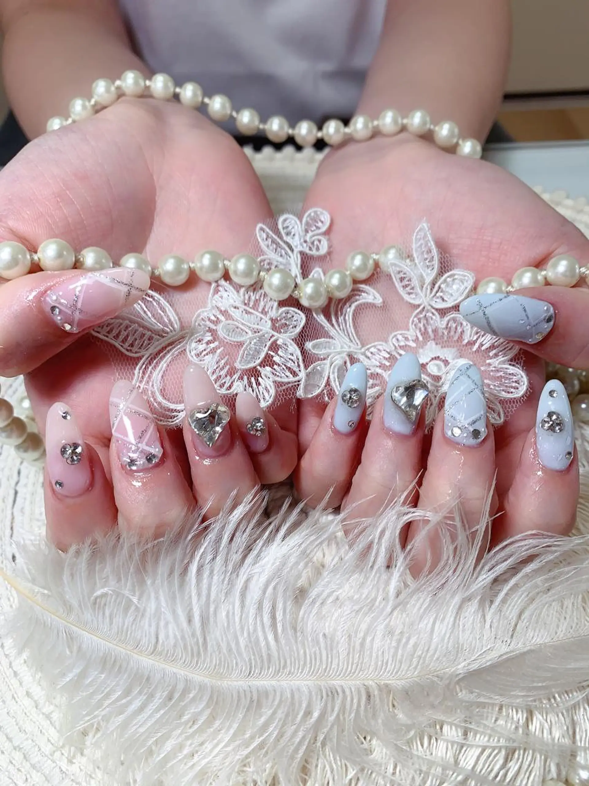 カラー ネイル フットネイル ジェルネイル ラメ(グリッター) ラメグラデーション マグネットネイル ハンドネイル ネイルサロンAiri 長さ出し·シンプルのネイルデザイン