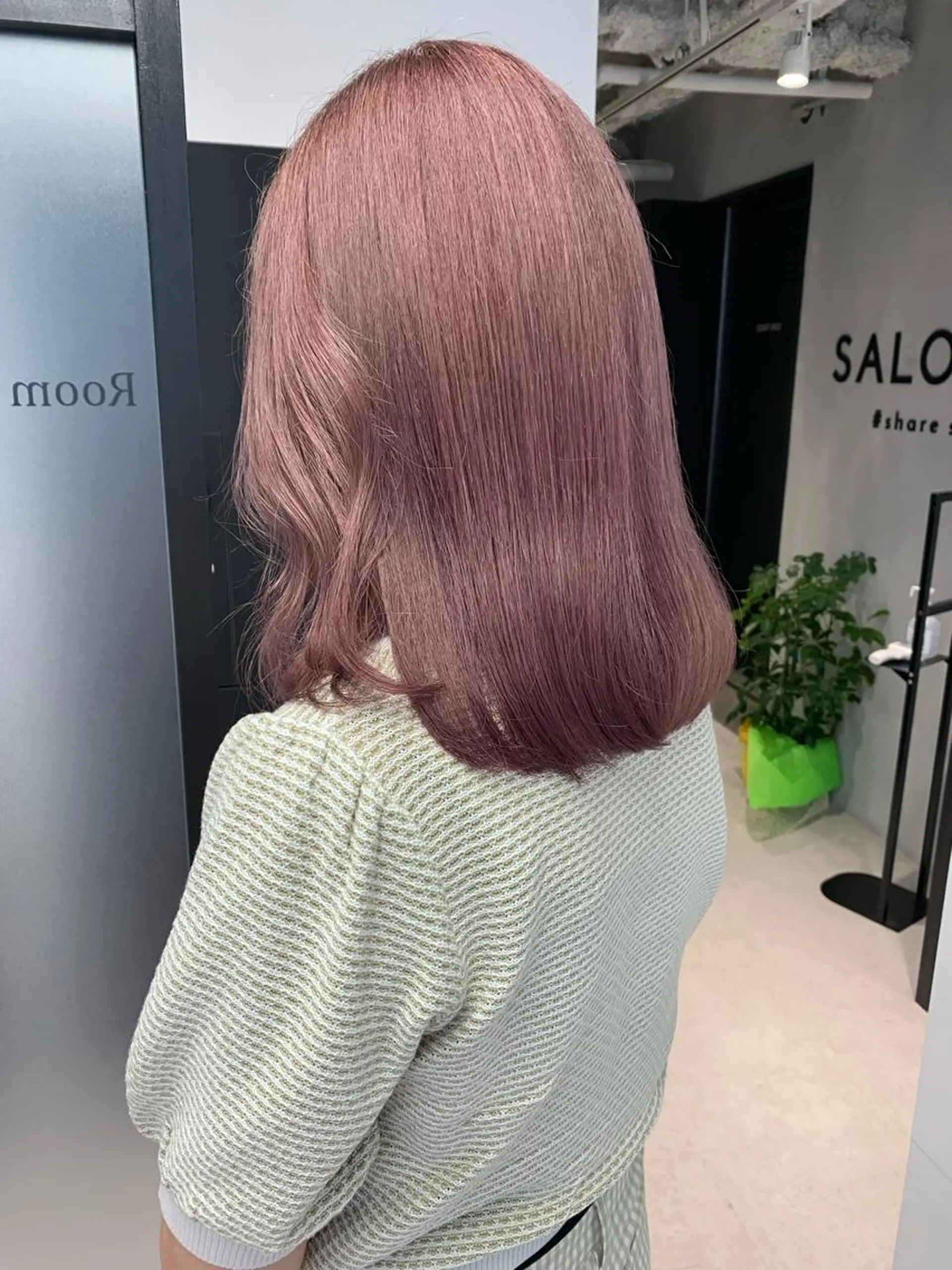 セミロング カラー 暖色カラー🤎Red Neo meiのヘアスタイル