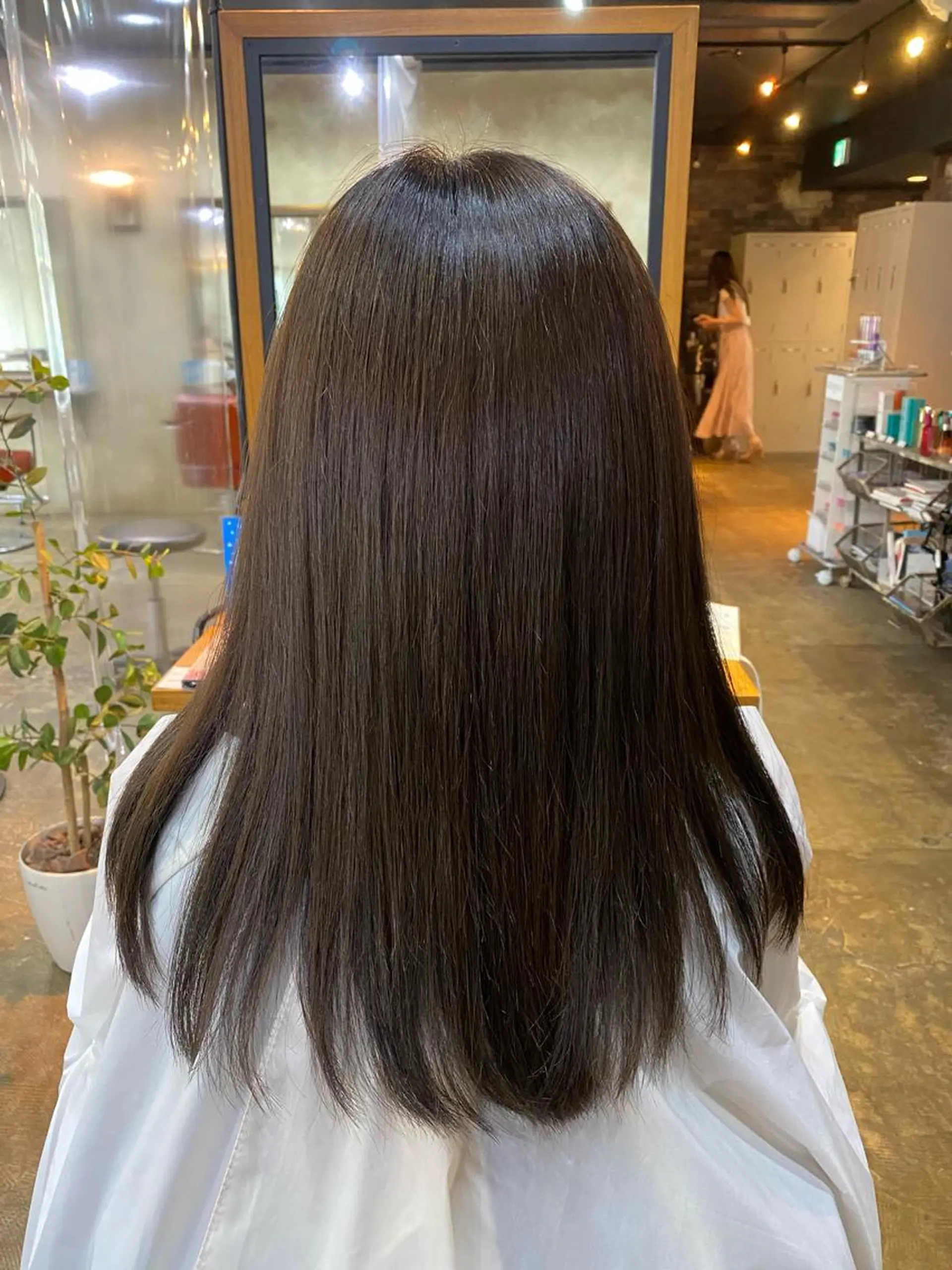 ロング カラー アッシュ アッシュブラウン ブラウンカラー 顔周りカット レイヤーカット 🌙𝑳𝑼𝑵𝑨 工藤/メンズカット✂のヘアスタイル