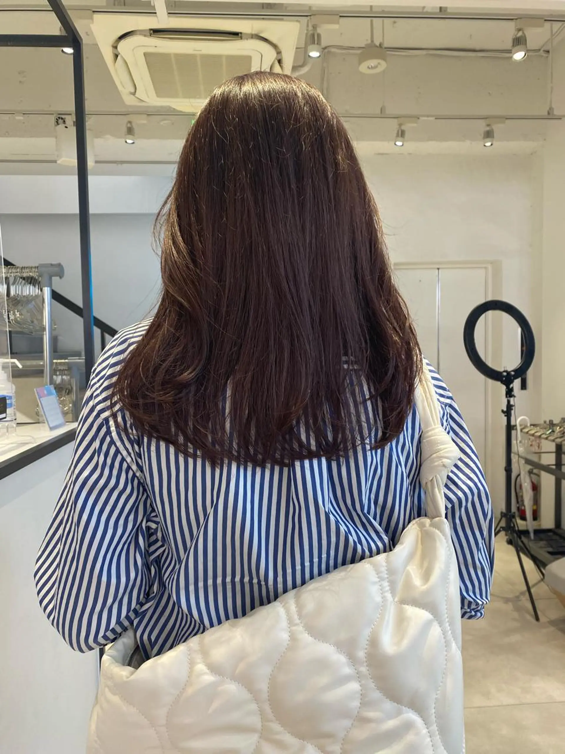 ミディアム ヘアカラー トリートメント レイヤーカット カノン🩷のヘアスタイル