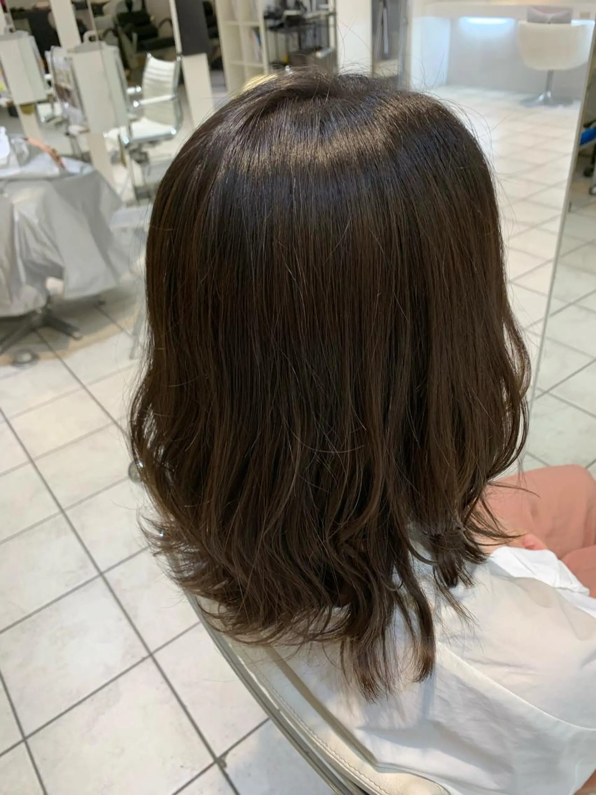 セミロング カラー パーマ Uni.所属・地毛風ストレート/ 髪質改善/榎本流行のヘアスタイル